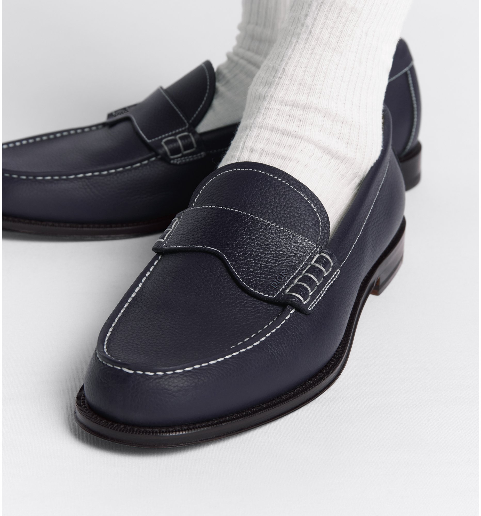 aria_look Dior Granville Loafer