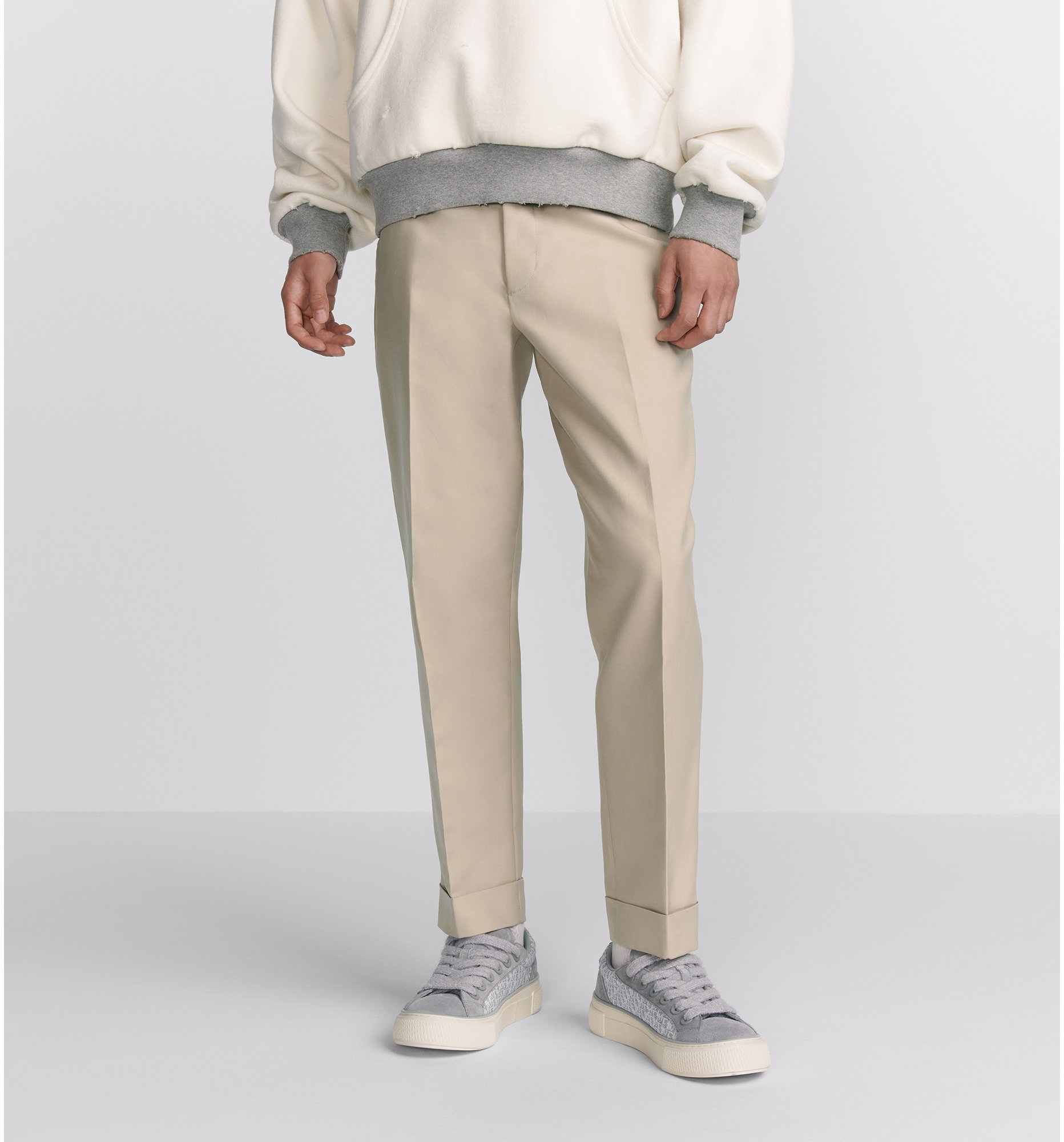 aria_look Christian Dior Couture Chinos Worn view
