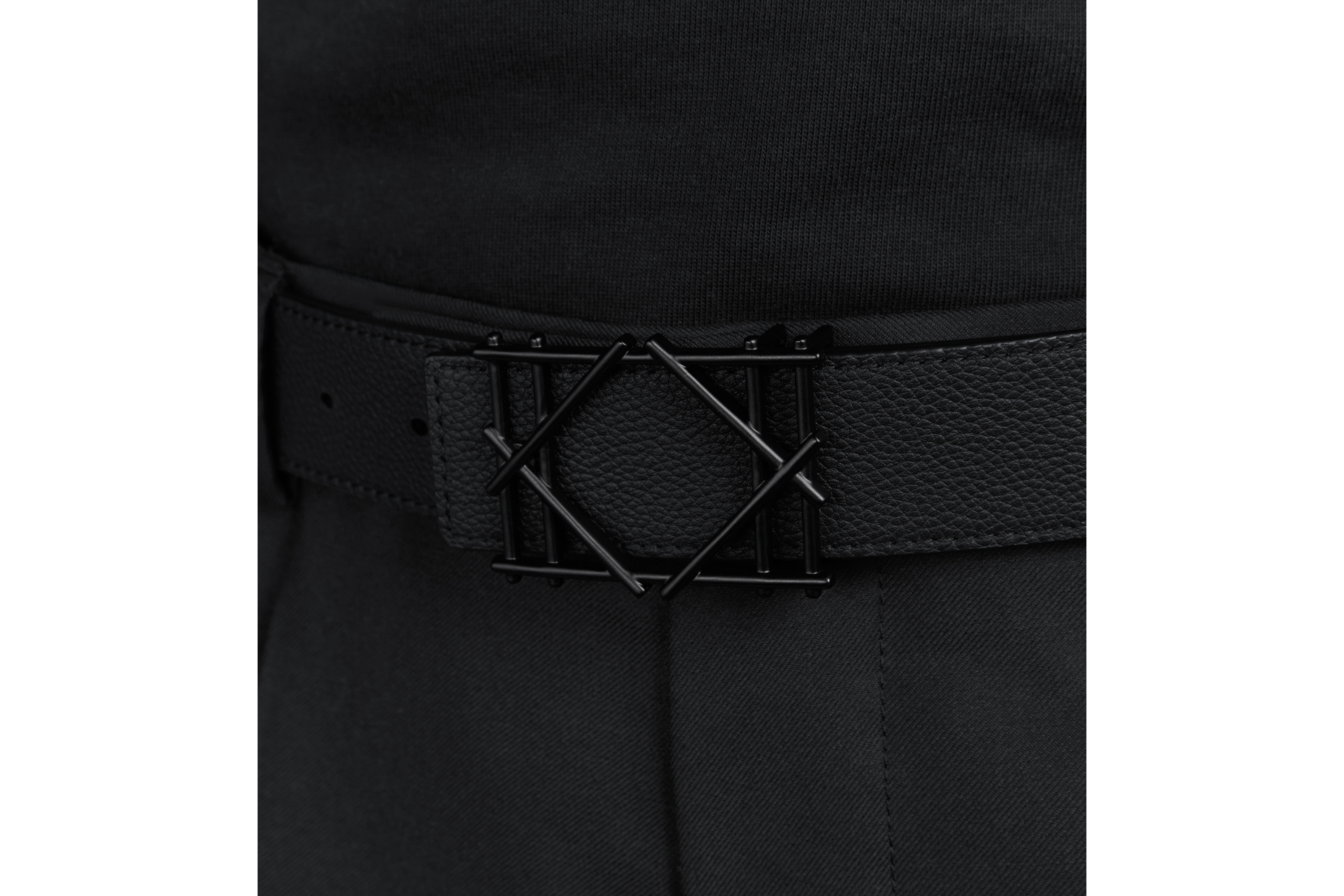 look_image_alt_prefix Cannage Gürtelschnalle Poliertes Metall in Schwarz, 35 mm E46