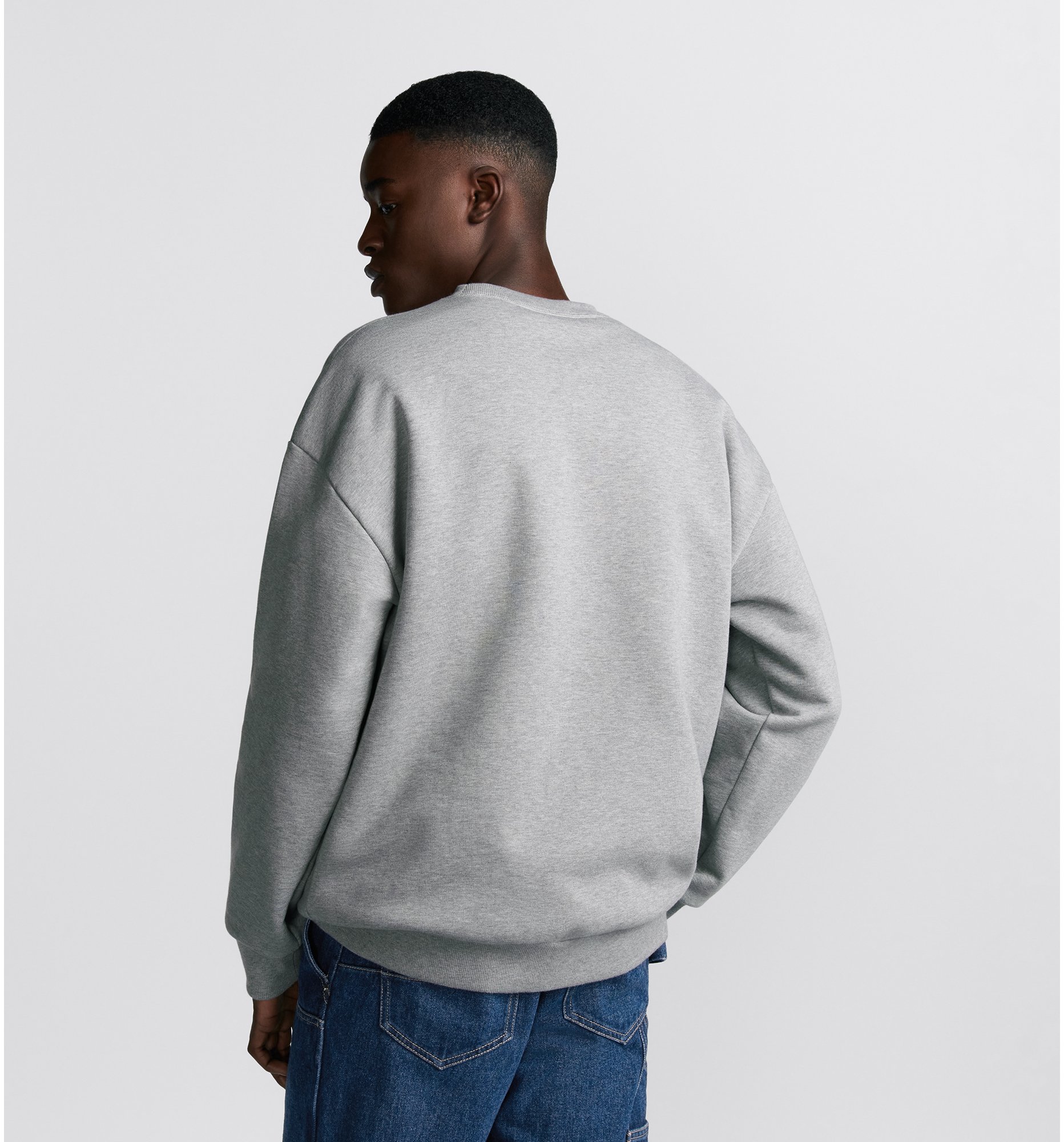 Dior patch oversized crewneck sweatshirt hotsell
