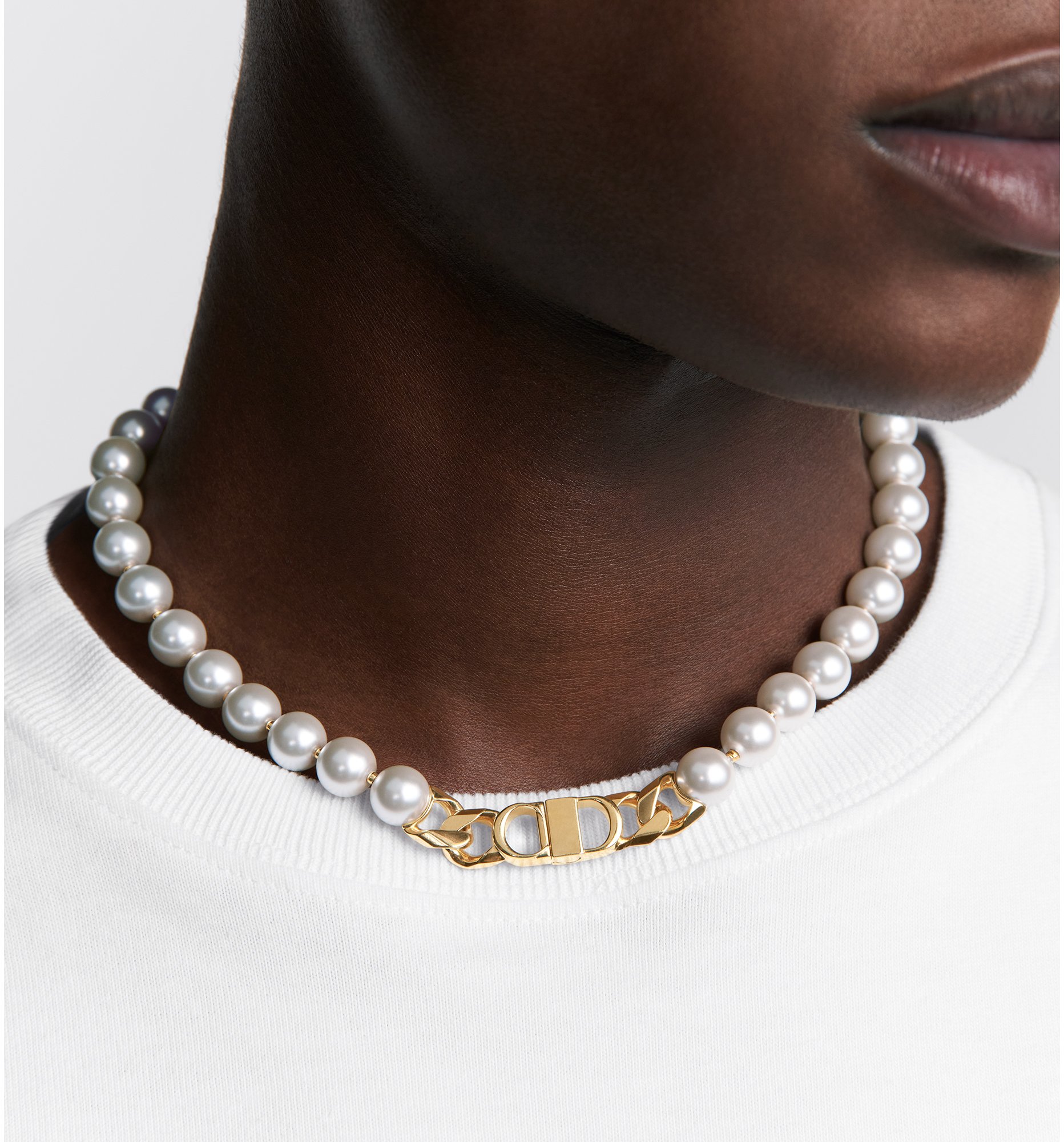 Collar CD Perlas Abalorios de cristal blancos y latón dorado | DIOR