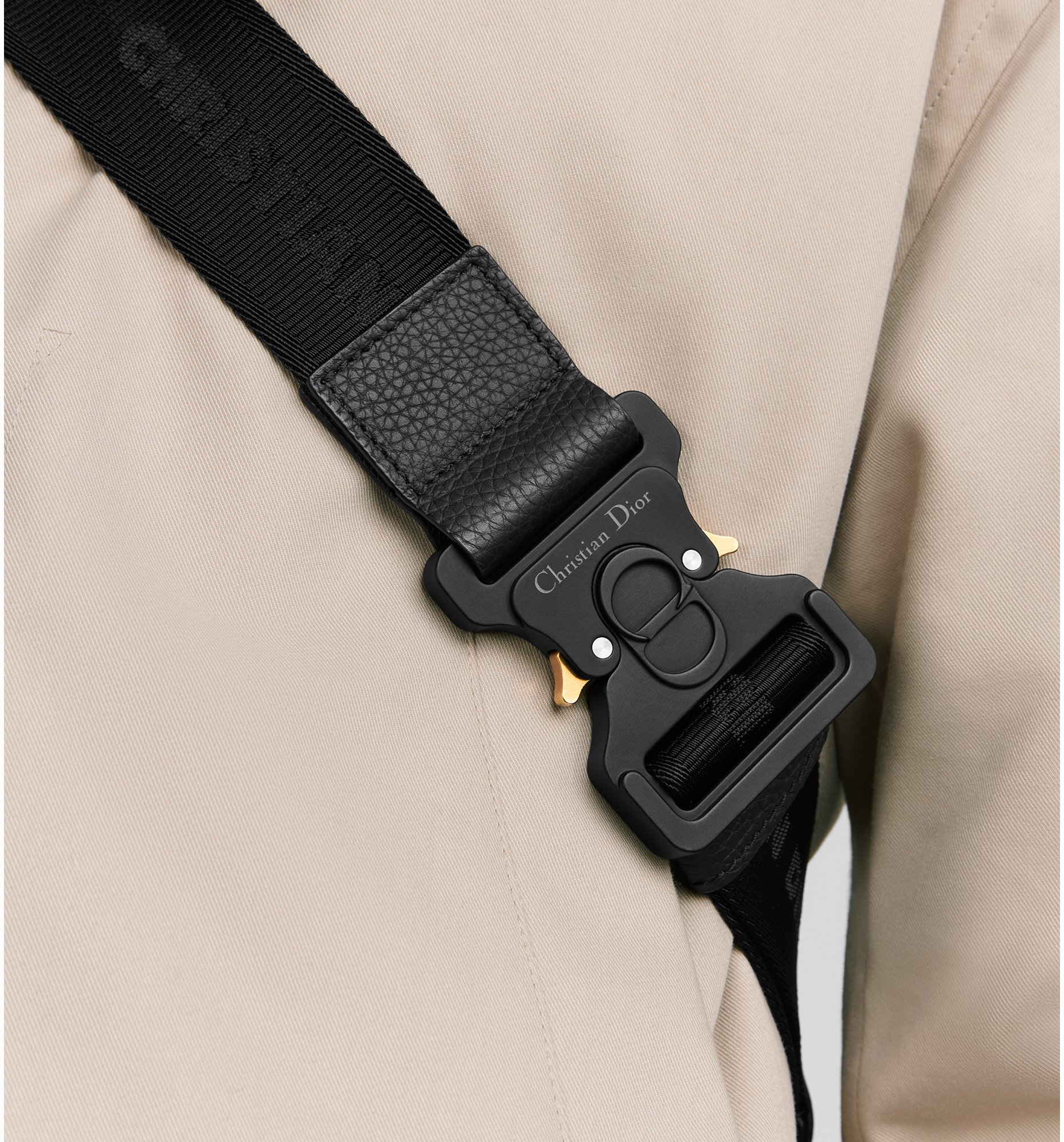 aria_look Saddle Bag