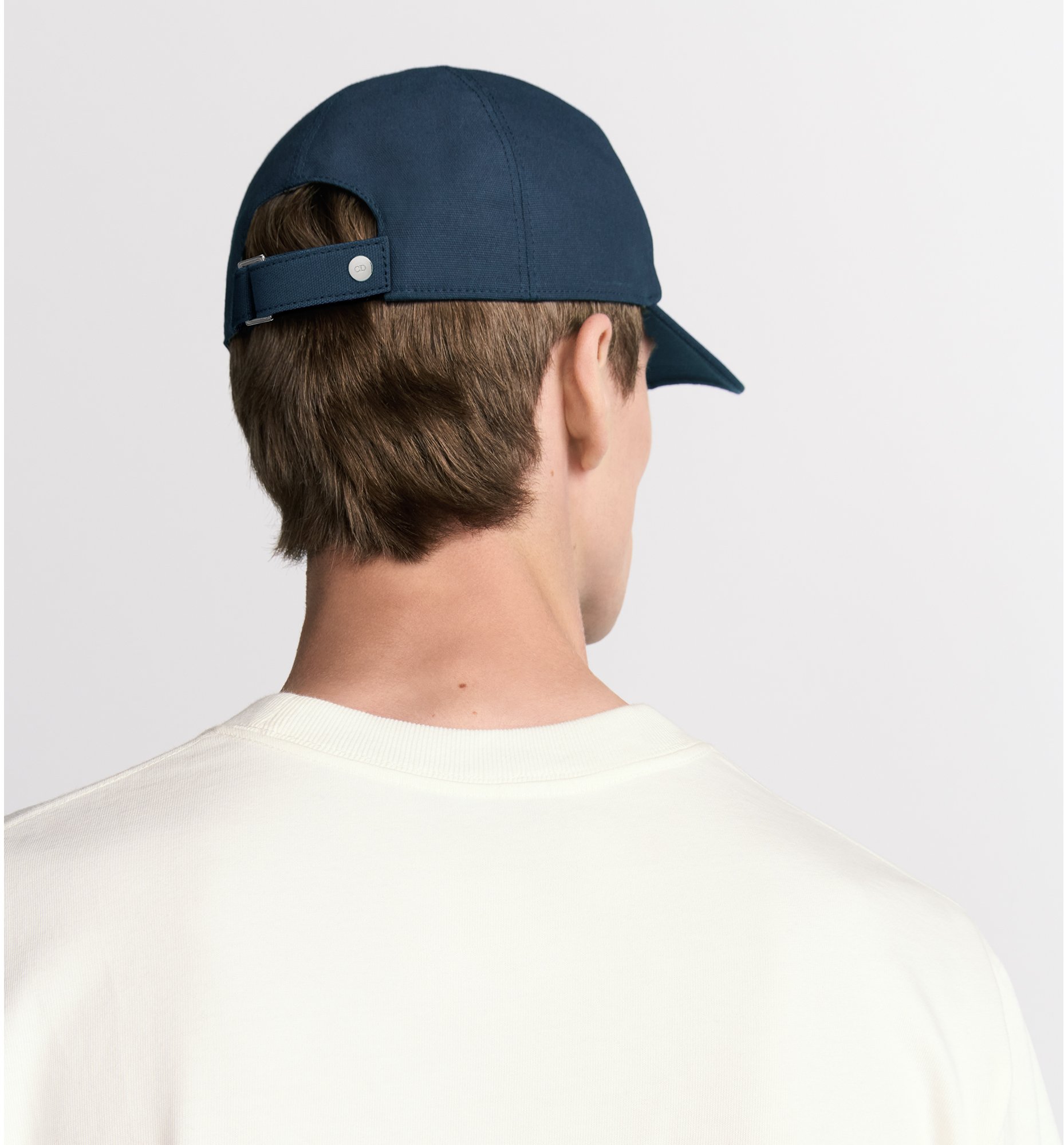 aria_look DIOR AND KAWS T-Shirt, Relaxed Fit Detailed view