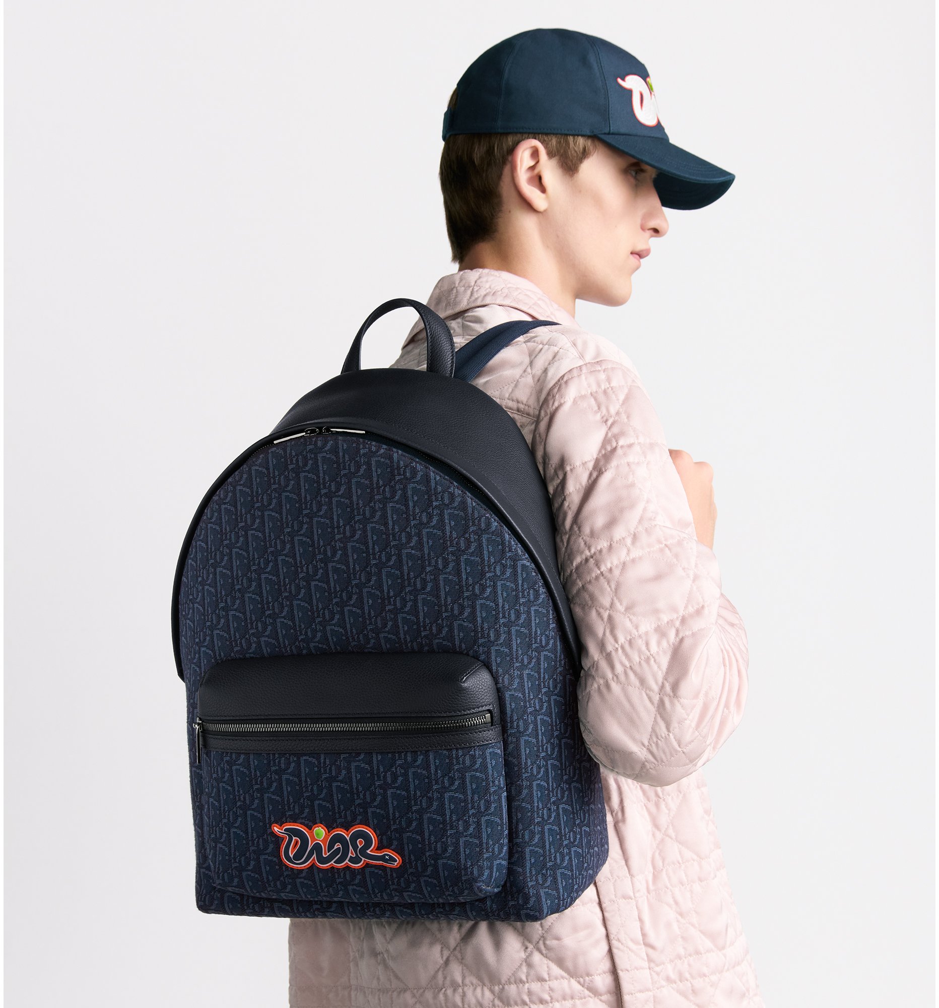 aria_look DIOR AND KAWS Rider 2.0 Zipped Backpack
