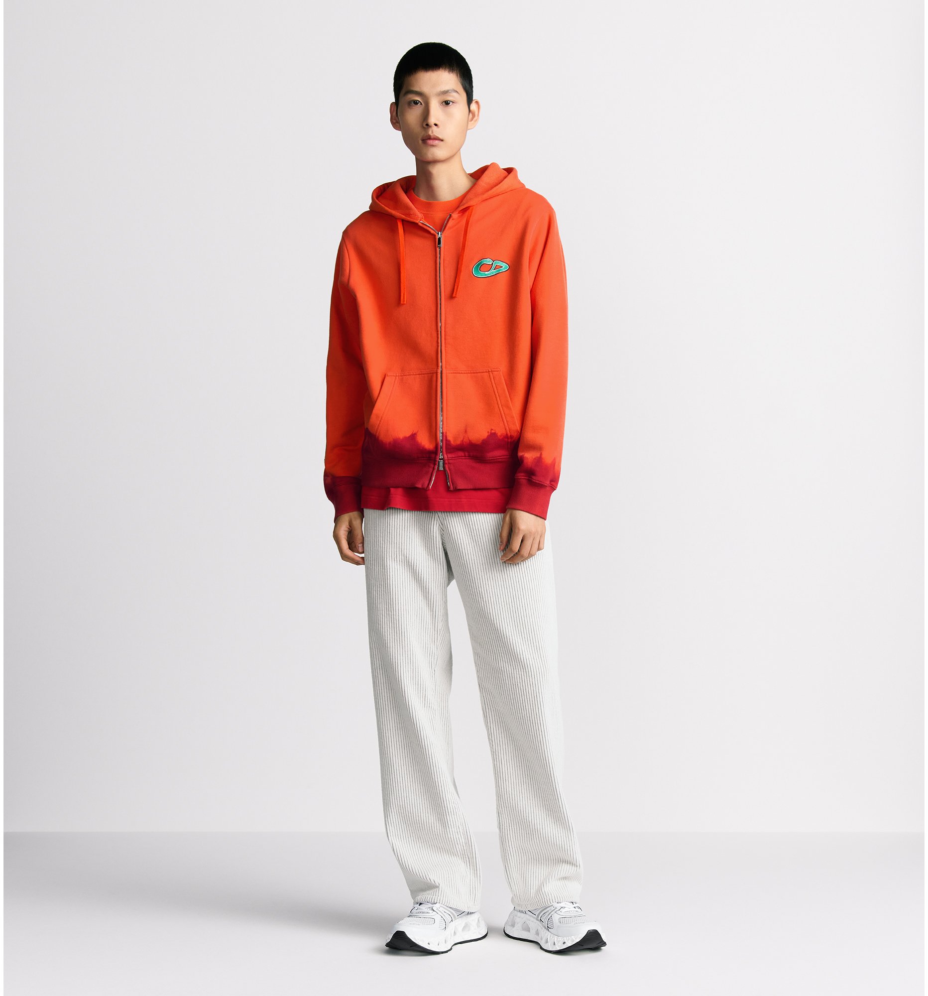 aria_look DIOR AND KAWS Hooded Sweatshirt Profile view