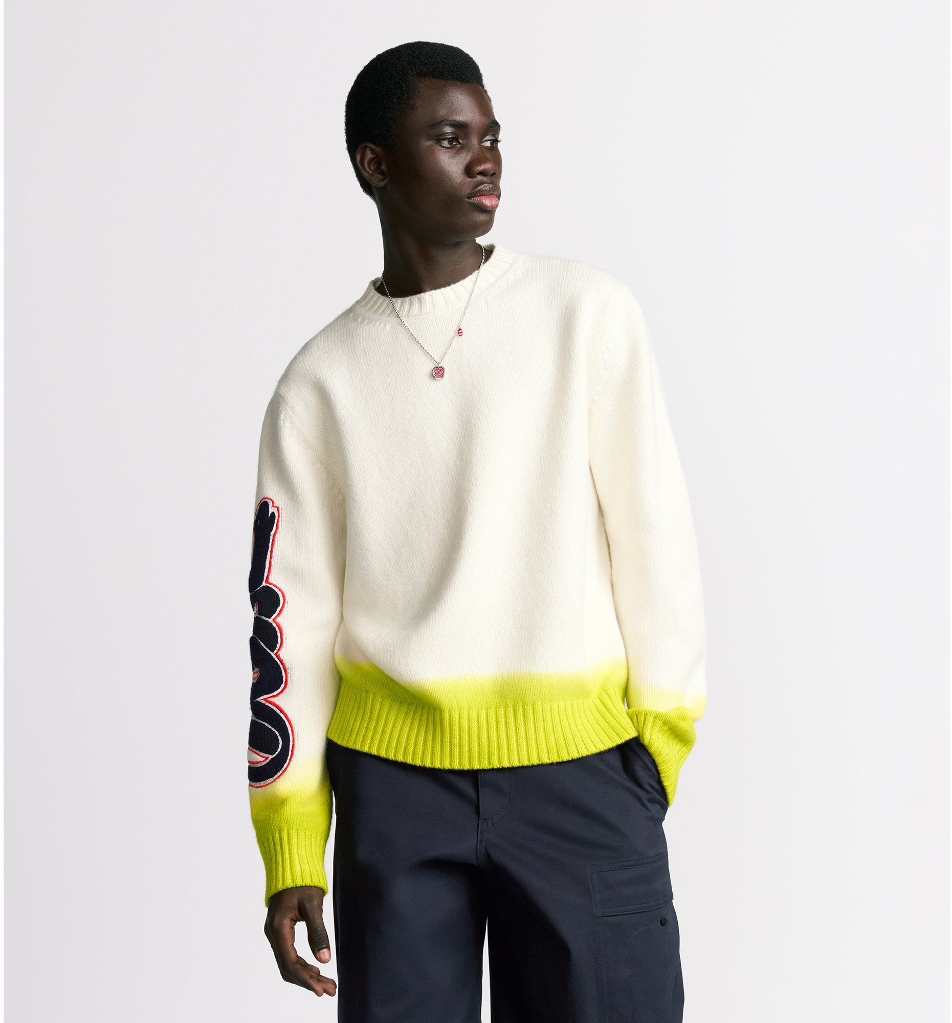 aria_look DIOR AND KAWS Sweater Unfolded view