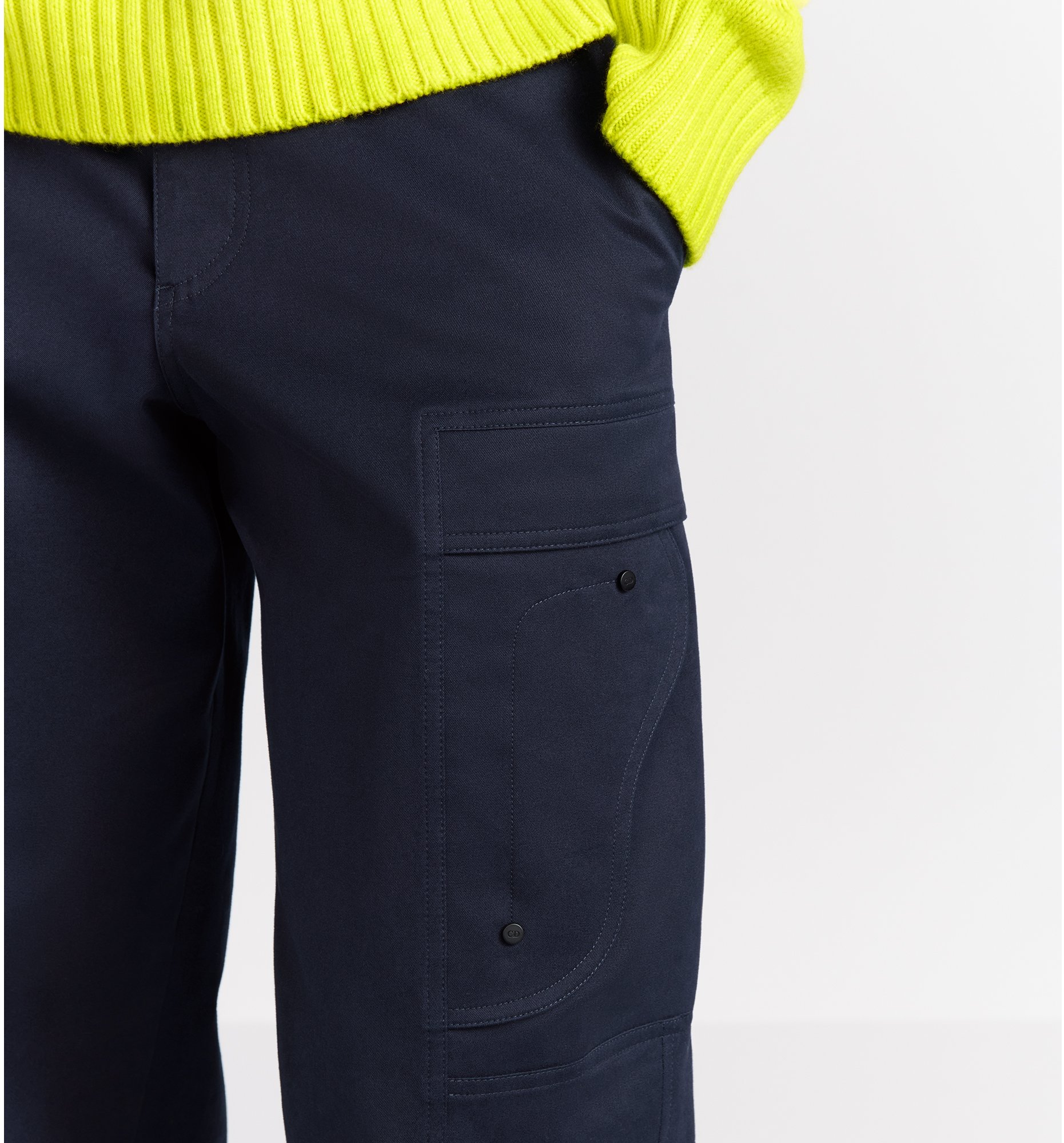 aria_look DIOR AND KAWS Cargo Pants
