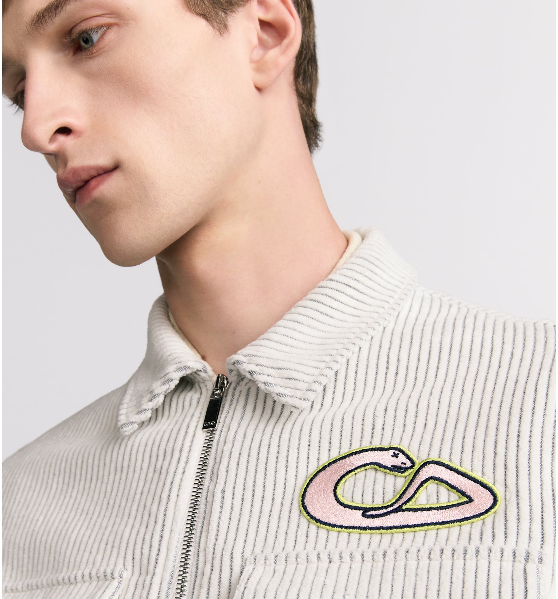 aria_look DIOR AND KAWS Zipped Blouson Jacket Three quarter opened view
