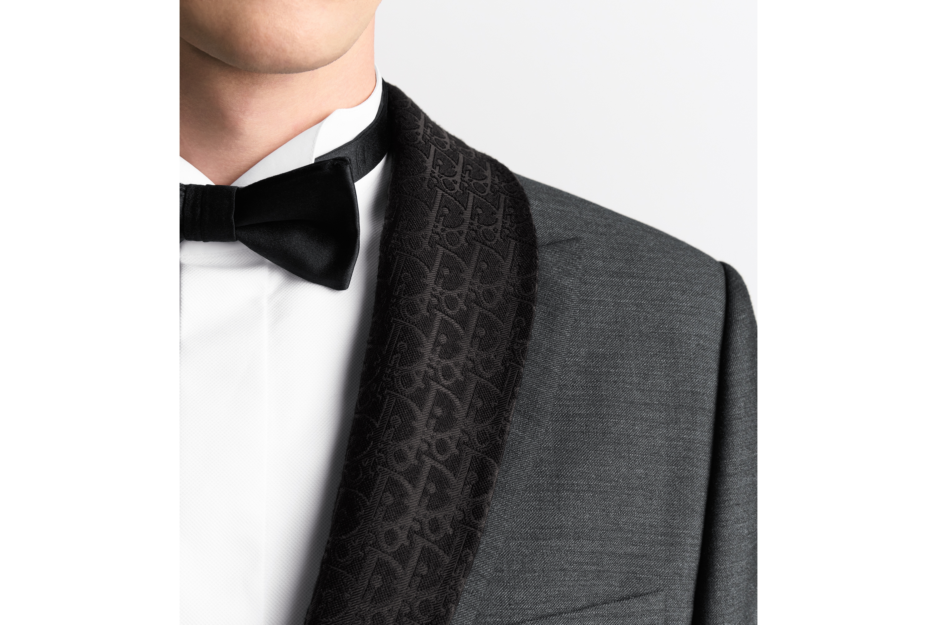 Look Jacket with Asymmetric Shawl Collar Gray Wool and Mohair Twill E04