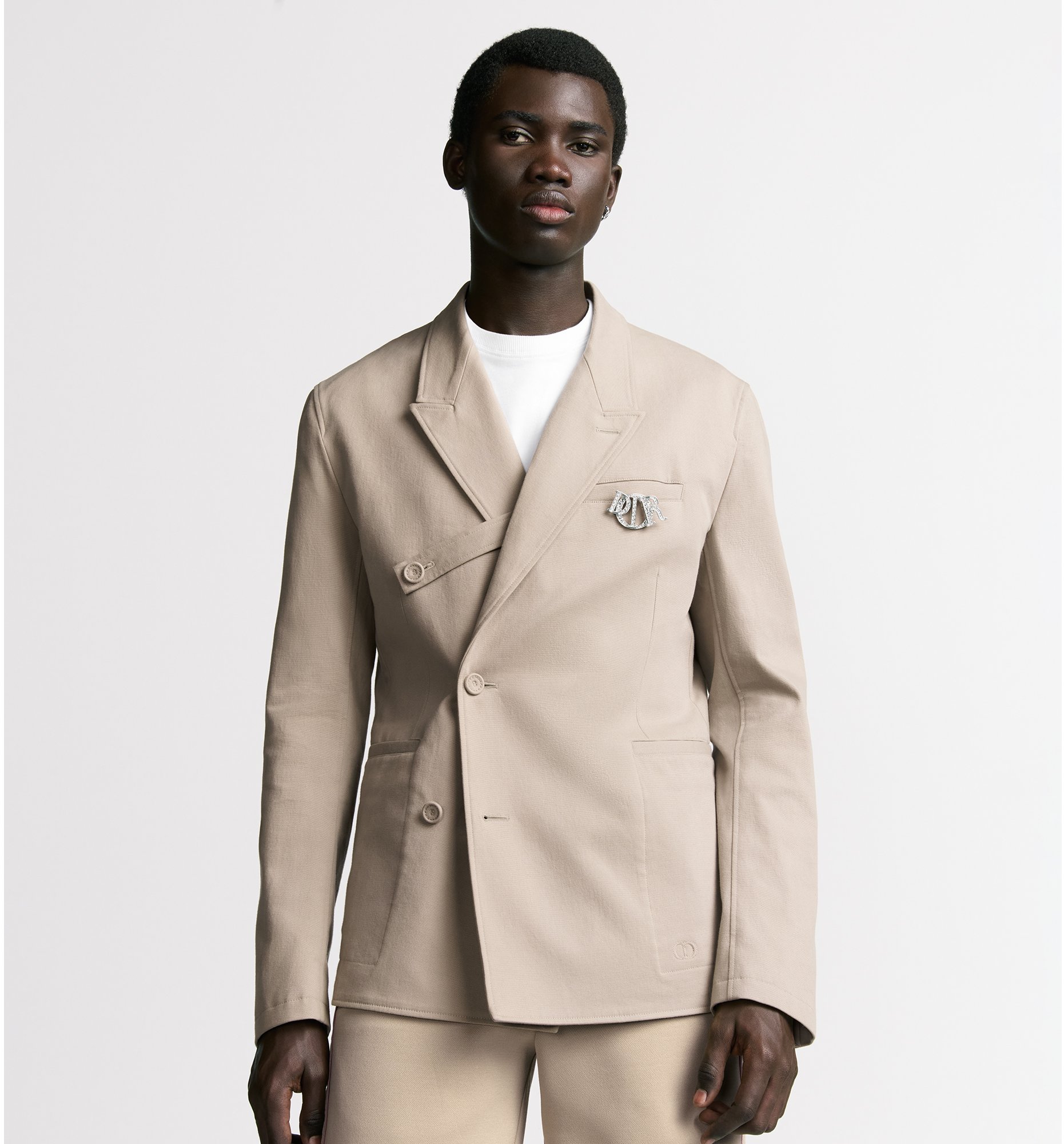aria_look Oblique Jacket with Buttoned Strap and CD Icon Embroidery Front view