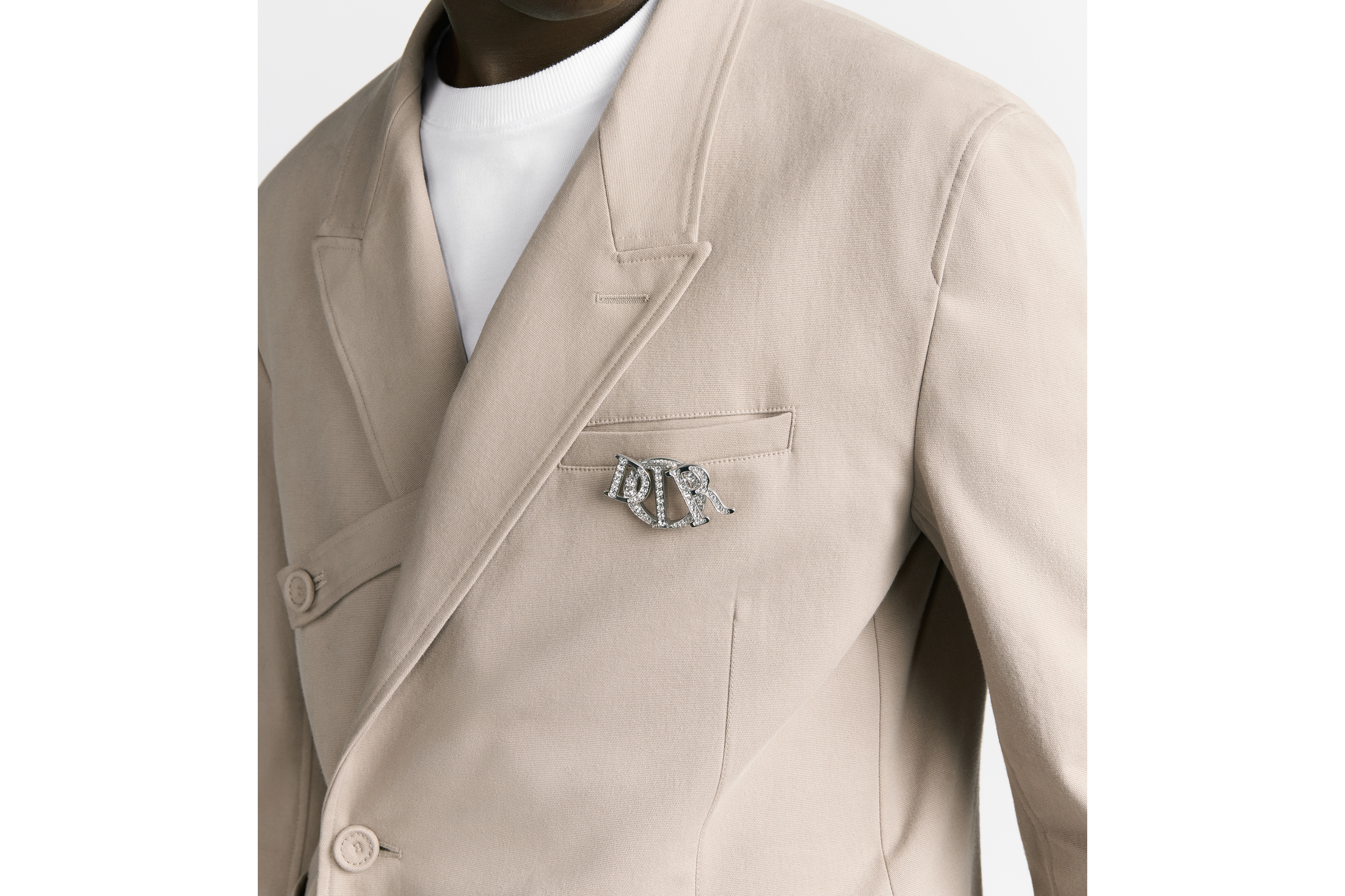 Look Dior Charm Brooch Silver-Finish Brass and White Crystals E04