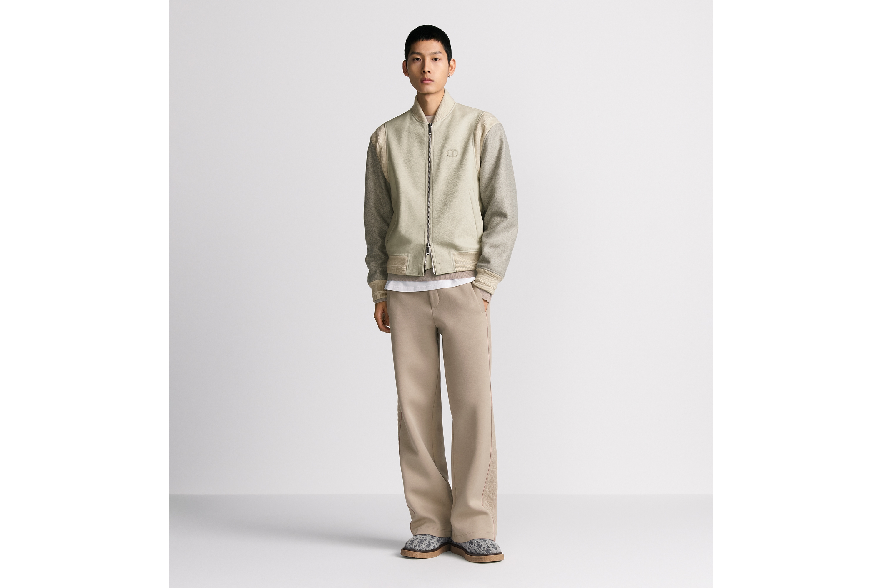 look_image_alt_prefix CD Icon Collegejacke Rindsleder in Beige E02