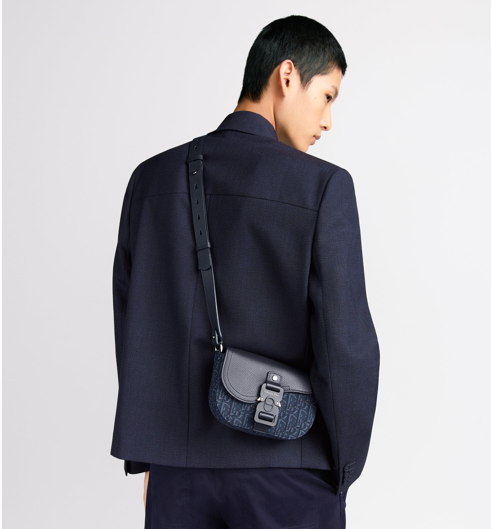 aria_look 迷你 Saddle 翻蓋郵差袋