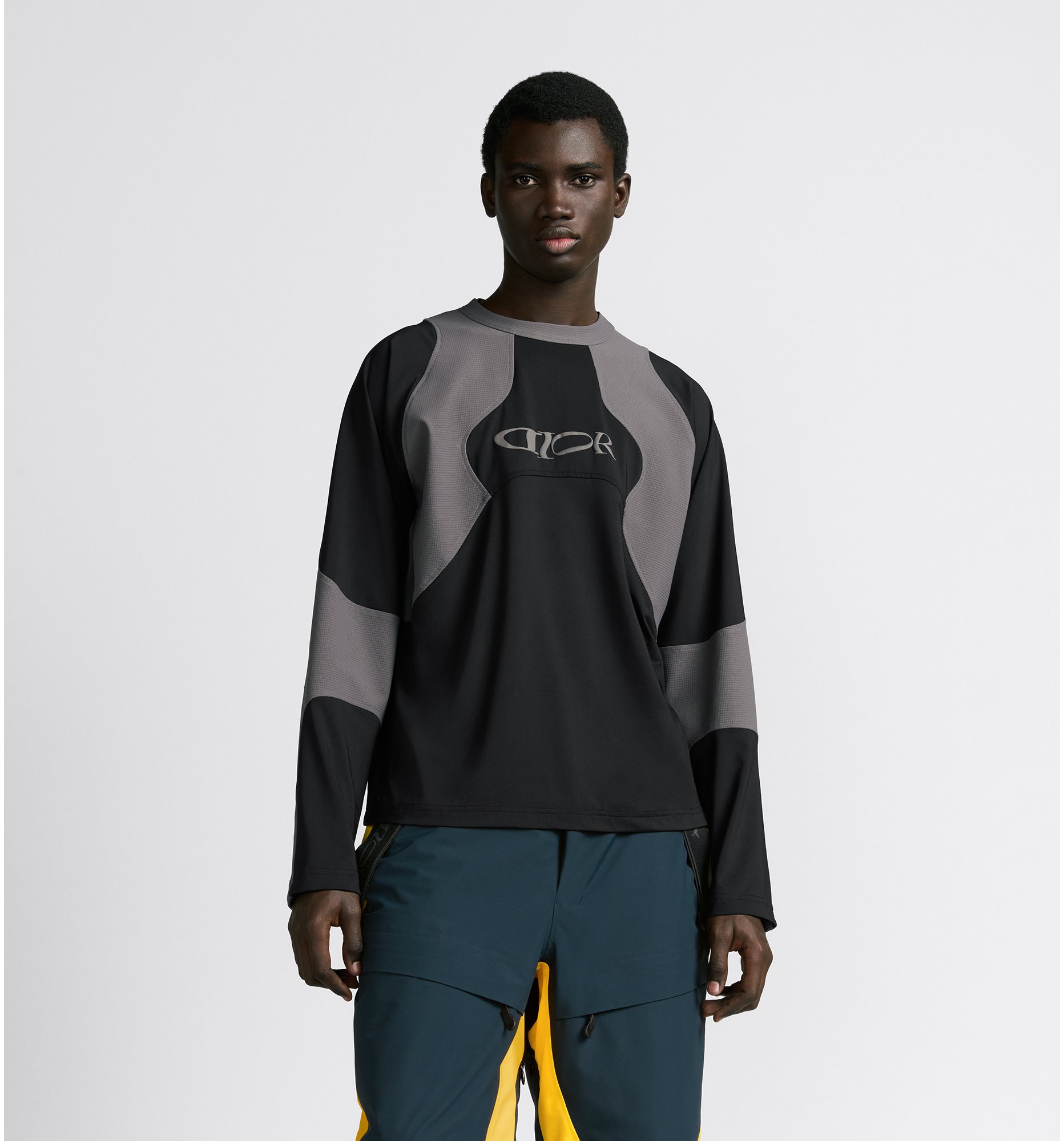 aria_look DIOR AND LEWIS HAMILTON Long-Sleeved T-Shirt Unfolded view