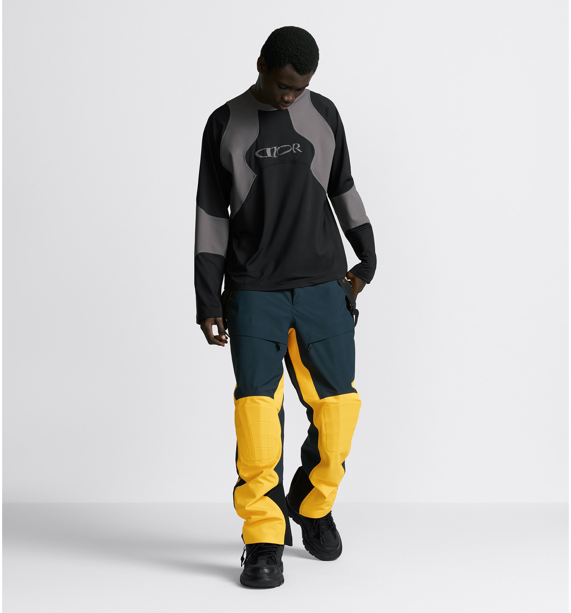 aria_look DIOR AND LEWIS HAMILTON Long-Sleeved T-Shirt Back view