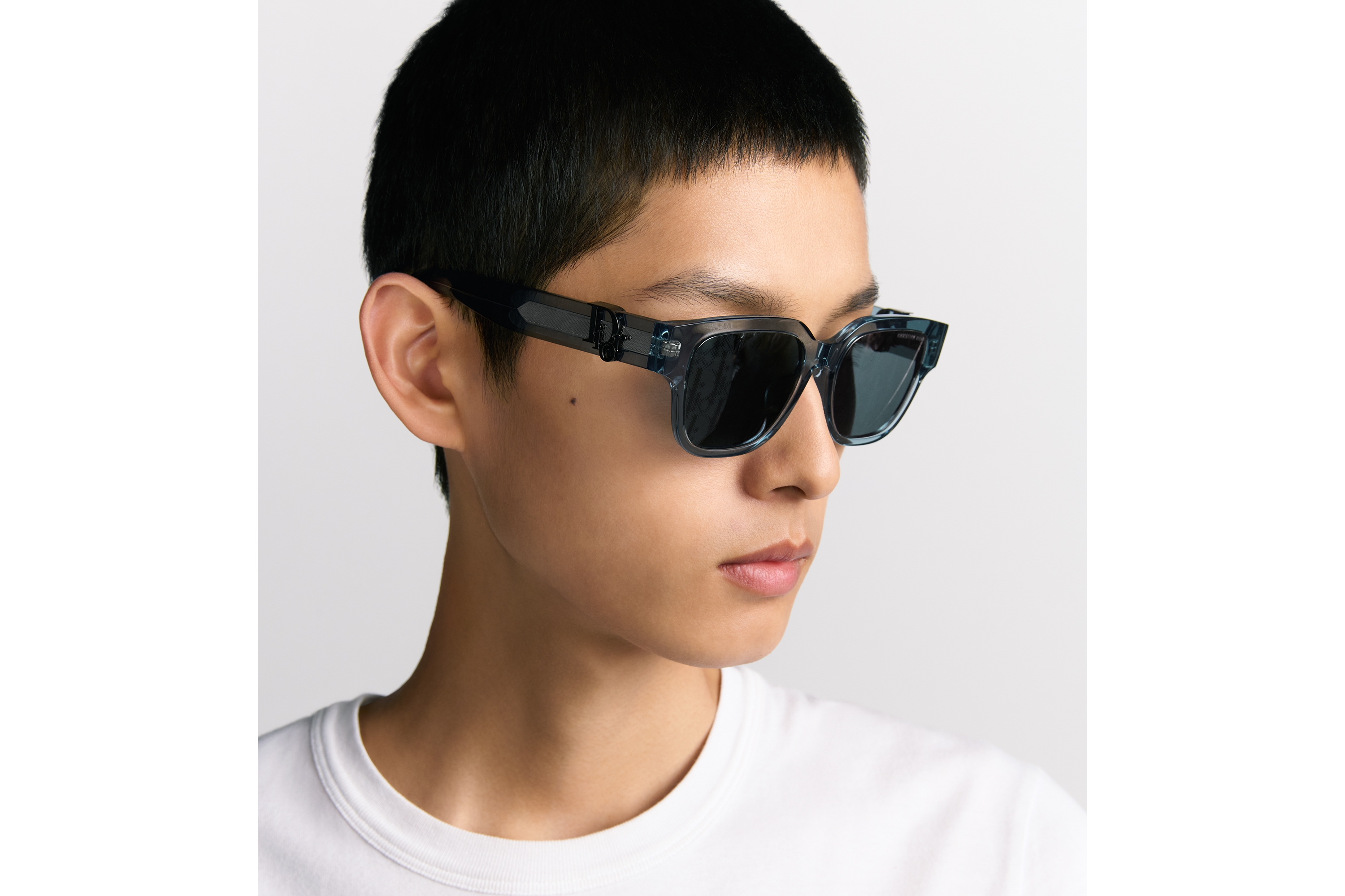 Dior Oblique S1F แว่นกันแดดทรงสี่เหลี่ยมจัตุรัสสีน้ำเงินใส E29