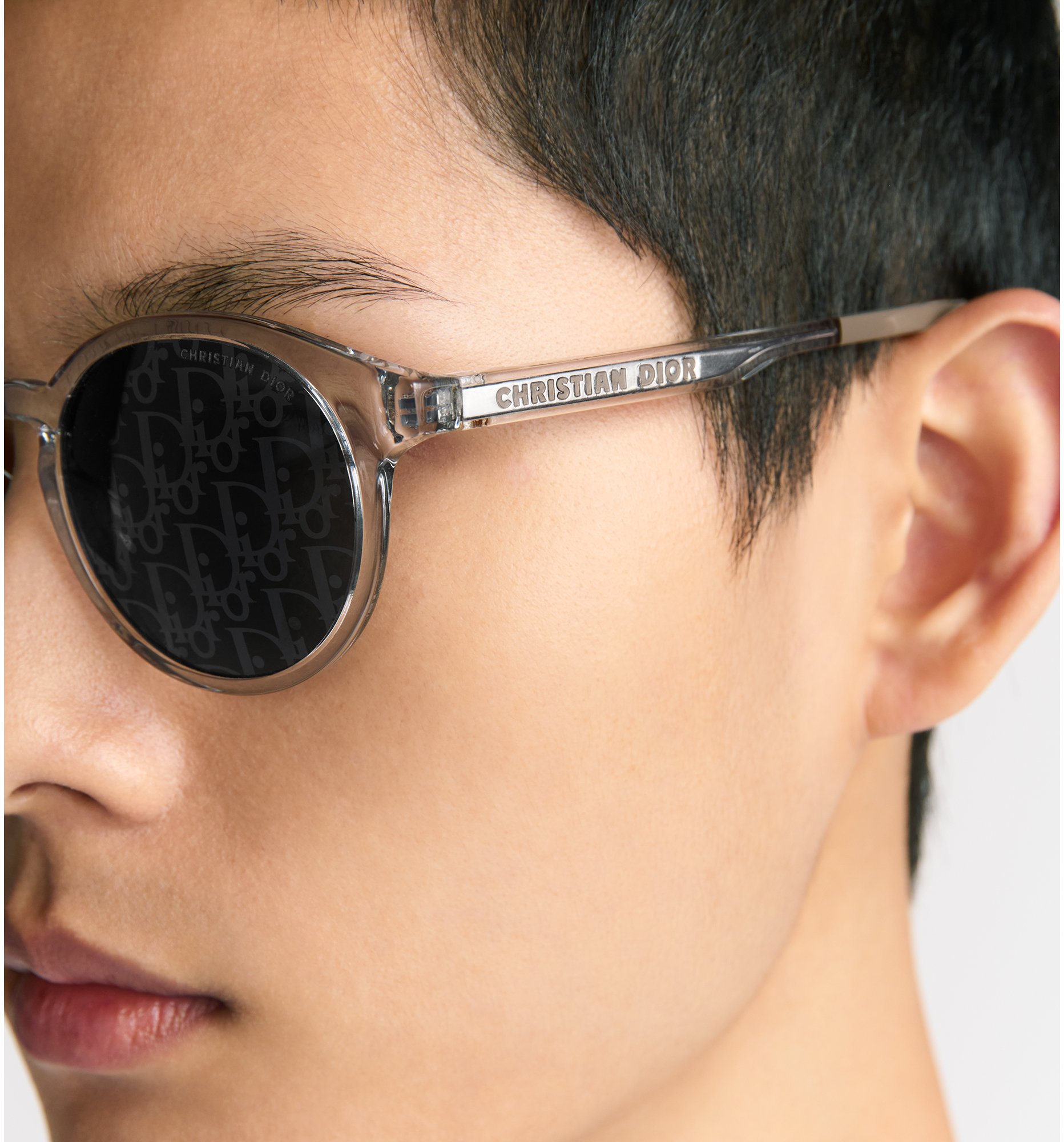 aria_look DiorTag R1F