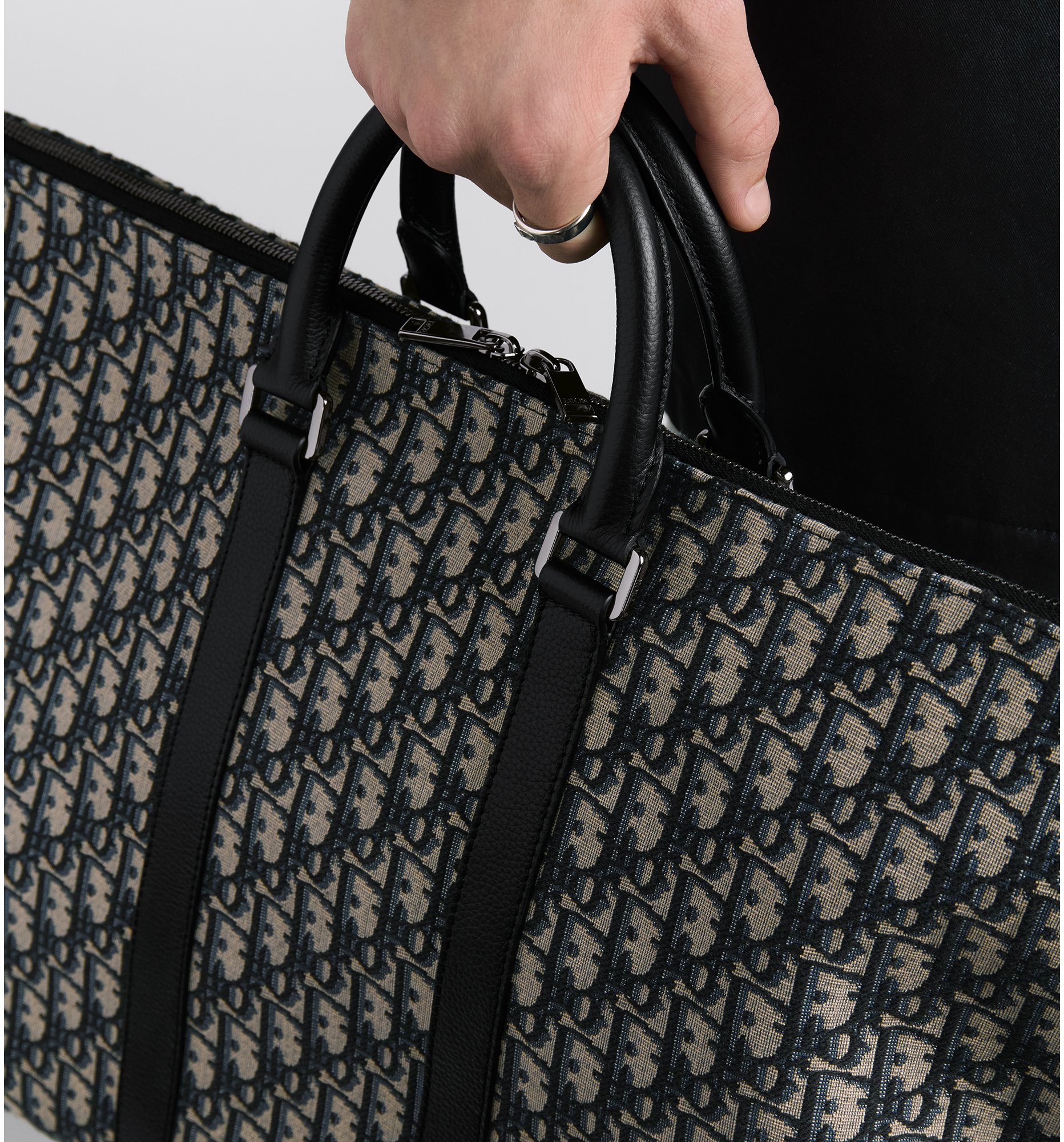 Weekender 40 Beige and Black Dior Oblique Jacquard with Black Grained  Calfskin | DIOR
