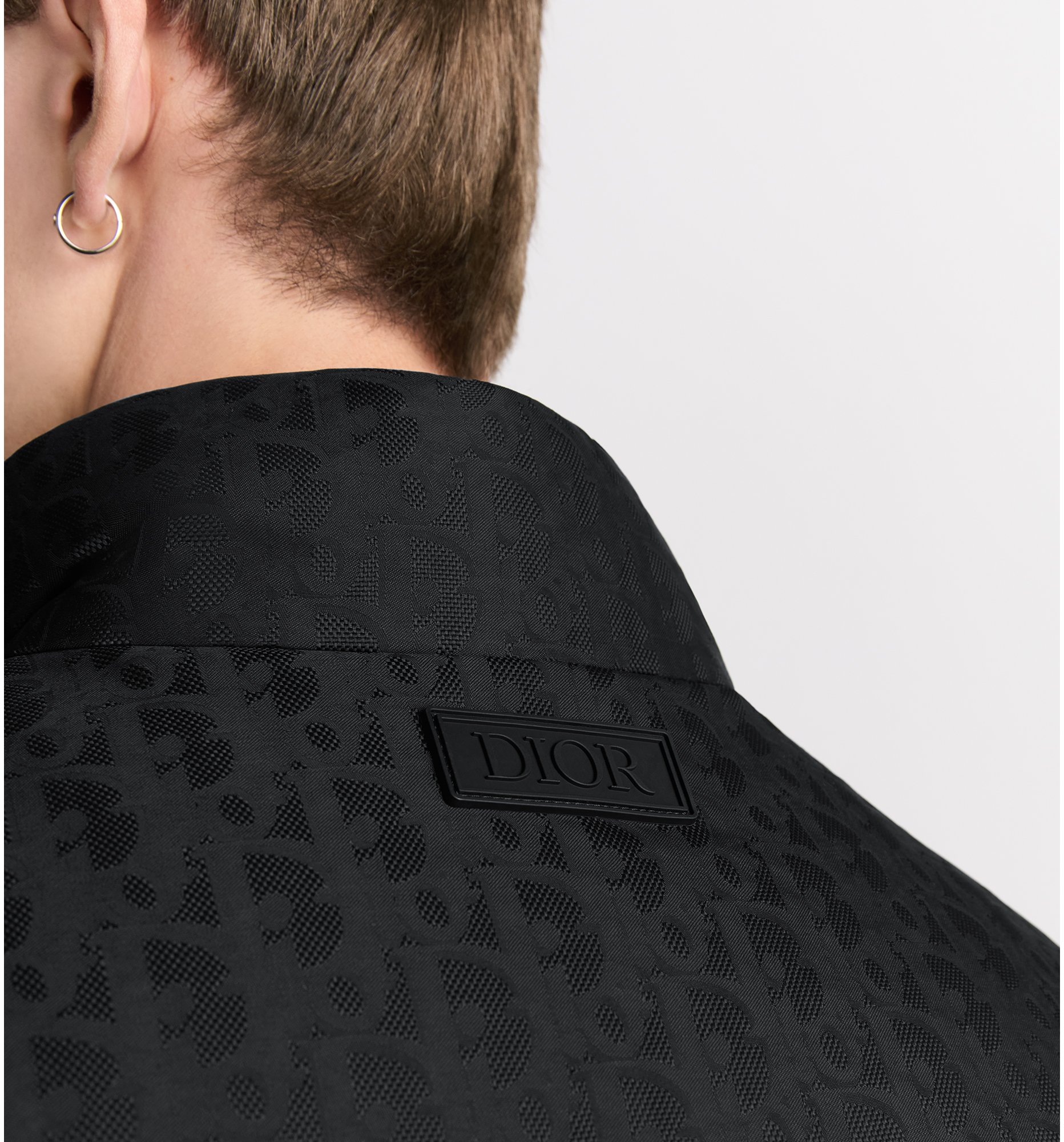 Gewatteerde jas met Dior Oblique-motief Zwarte technische jacquard | DIOR