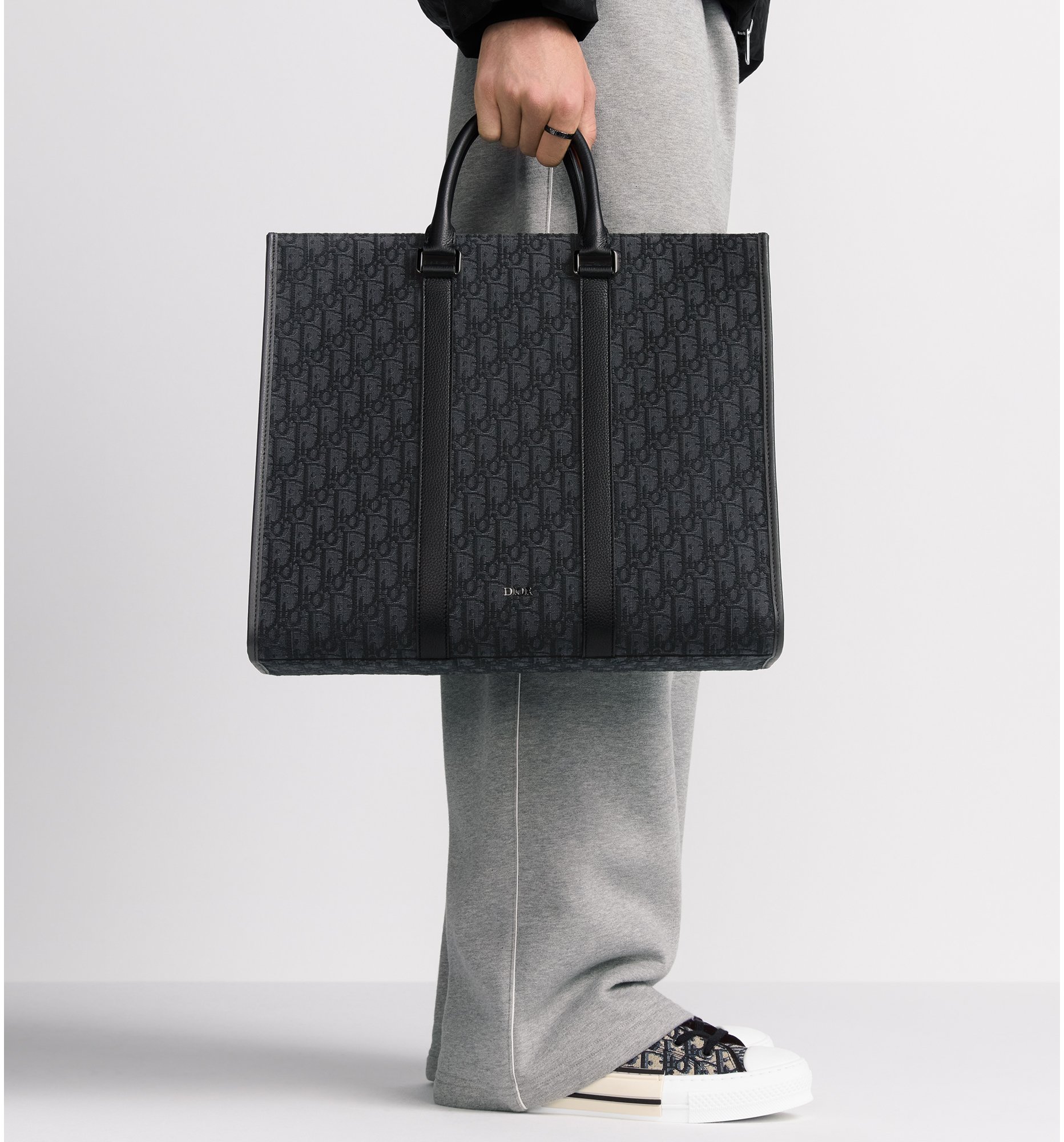 Dior tote bag men hotsell