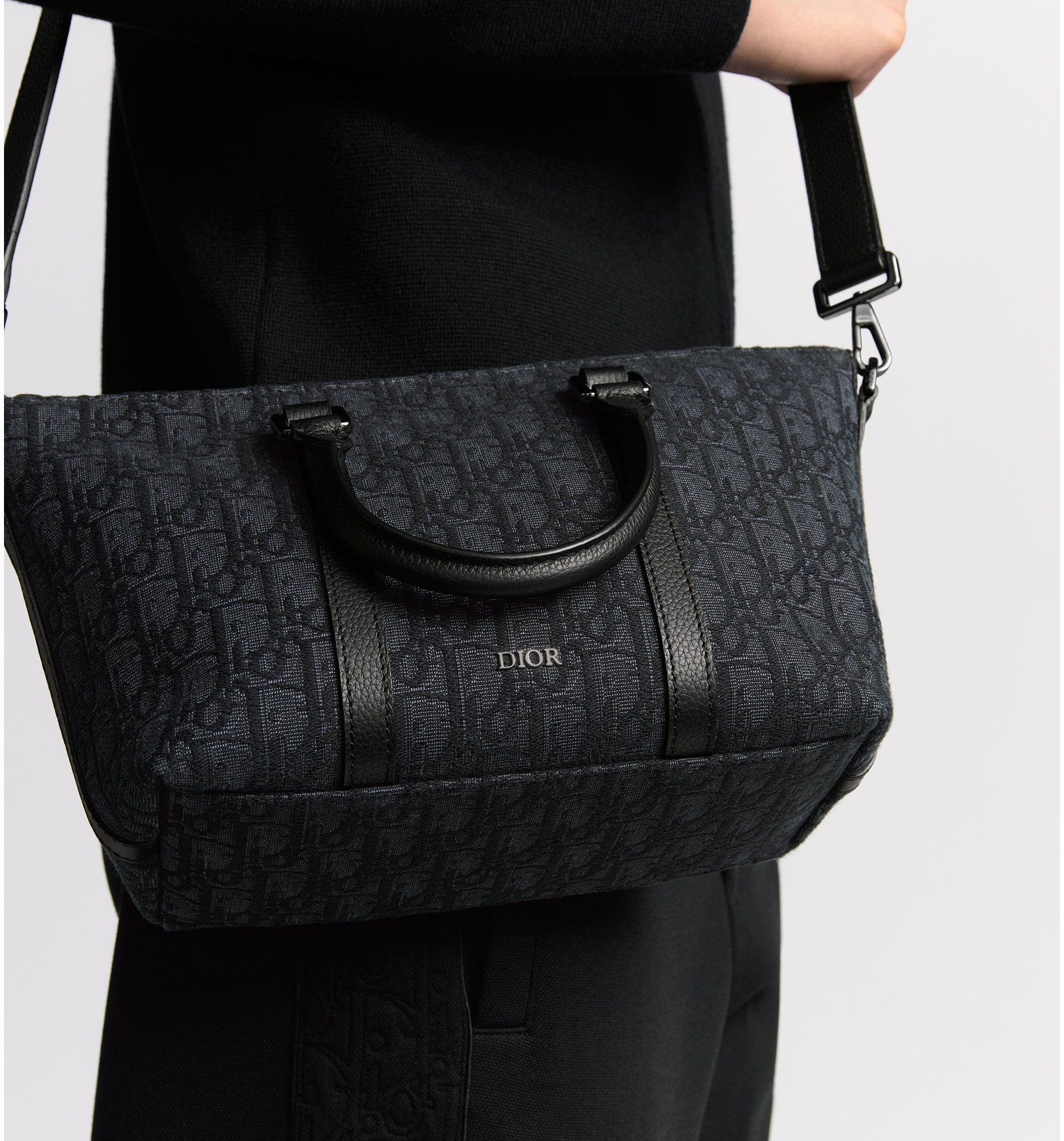 디올 위켄더 25 1ESPO322YKY_H03E