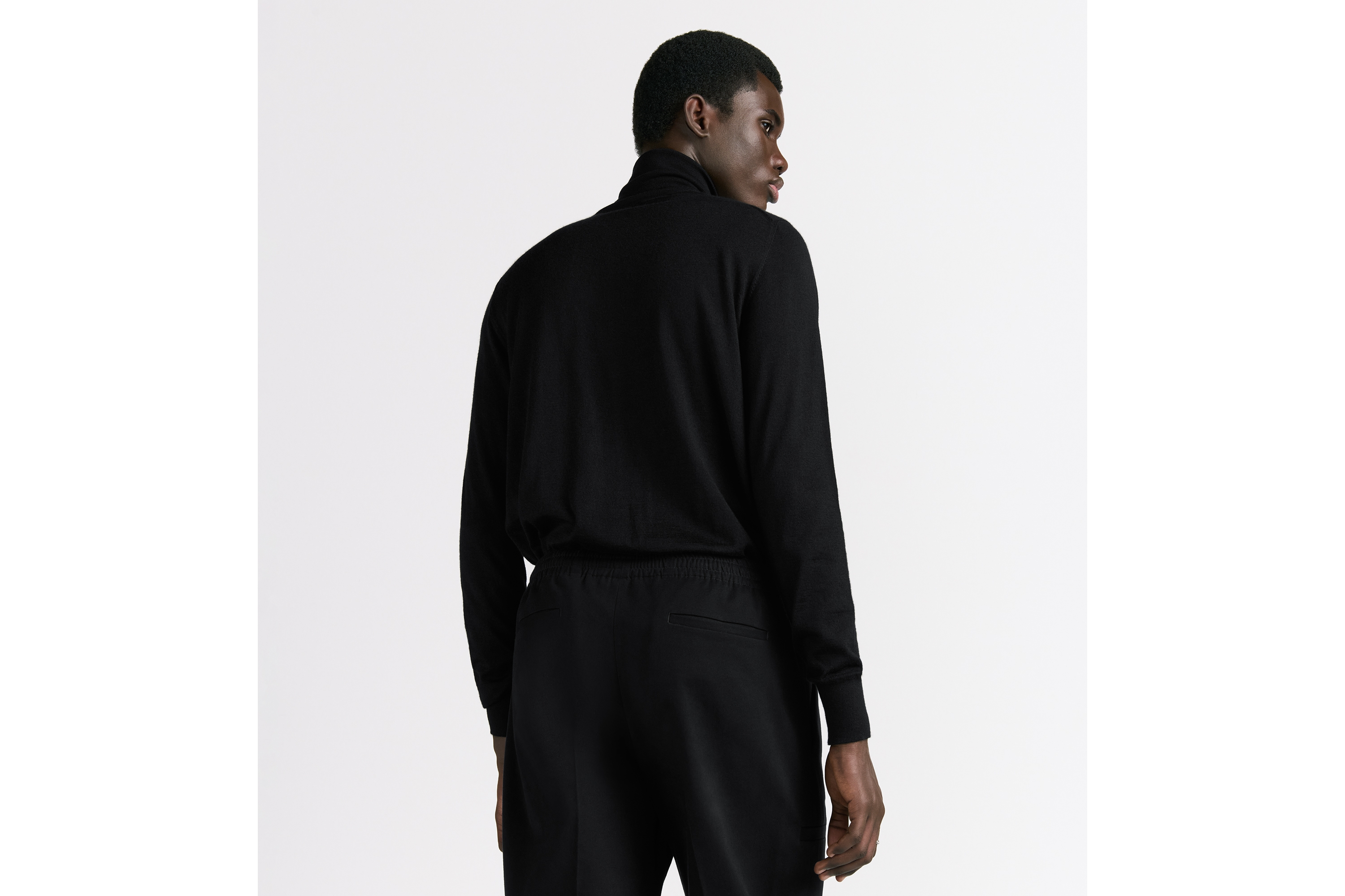 Look CD Icon Turtleneck Sweater Black Cashmere Jersey E09