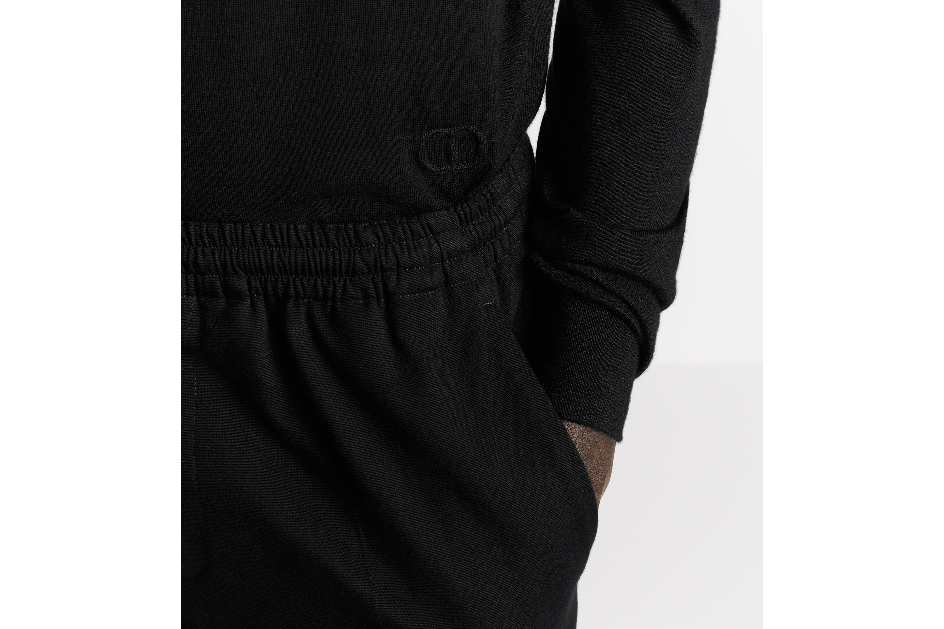 Look CD Icon Turtleneck Sweater Black Cashmere Jersey E10