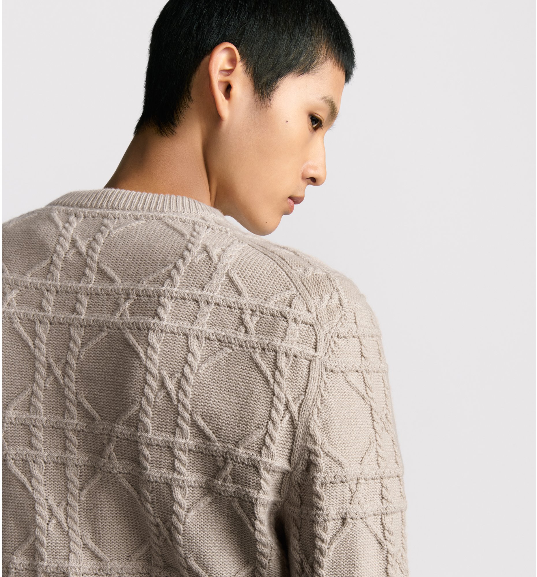aria_look Dior Icons Cannage Sweater Detailed view