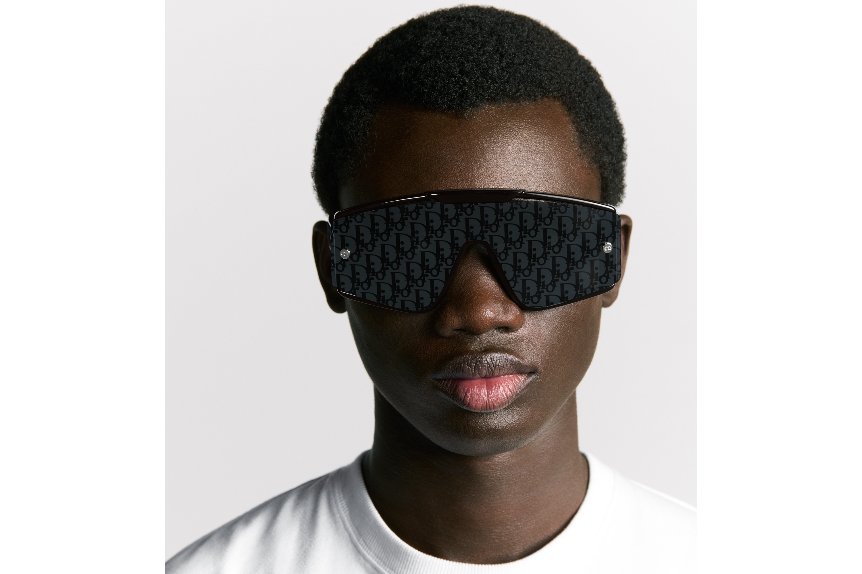 Diorxtrem MU แว่นกันแดดทรงหน้ากากสีดําพร้อมเลนส์แบบเปลี่ยนได้ E29