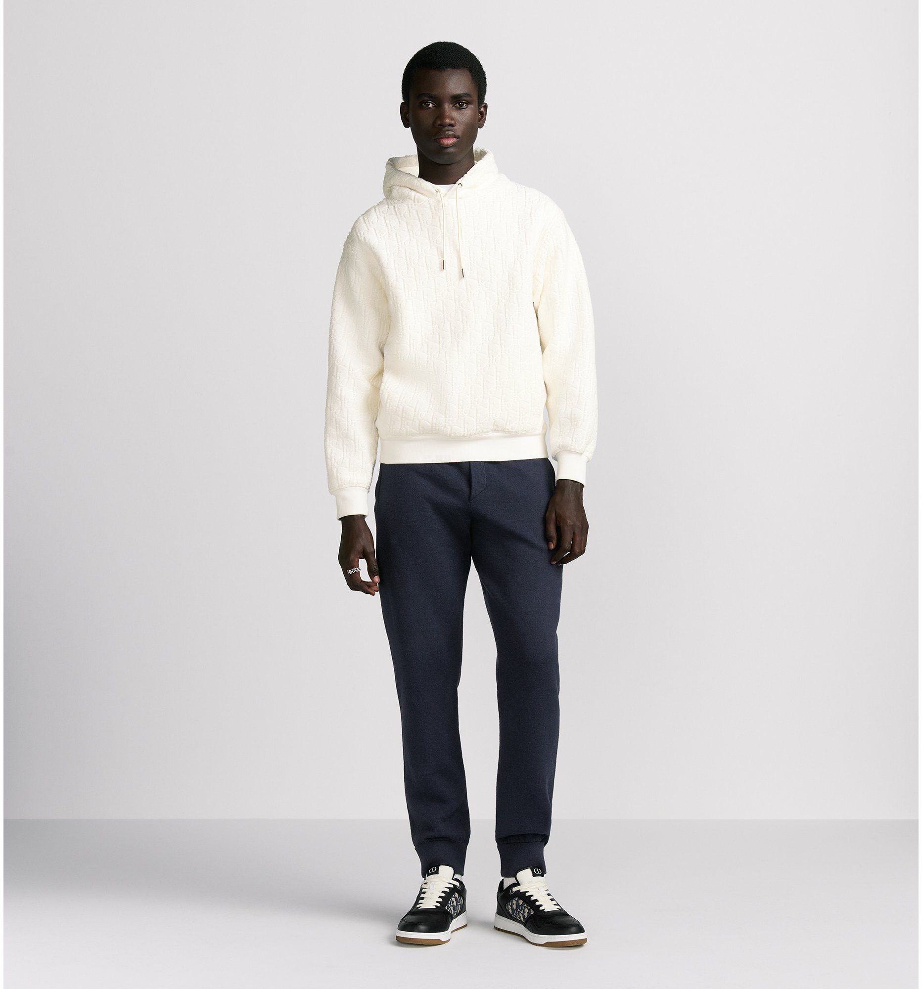 aria_look Dior Oblique Relaxed-Fit Hooded Sweatshirt Profile view