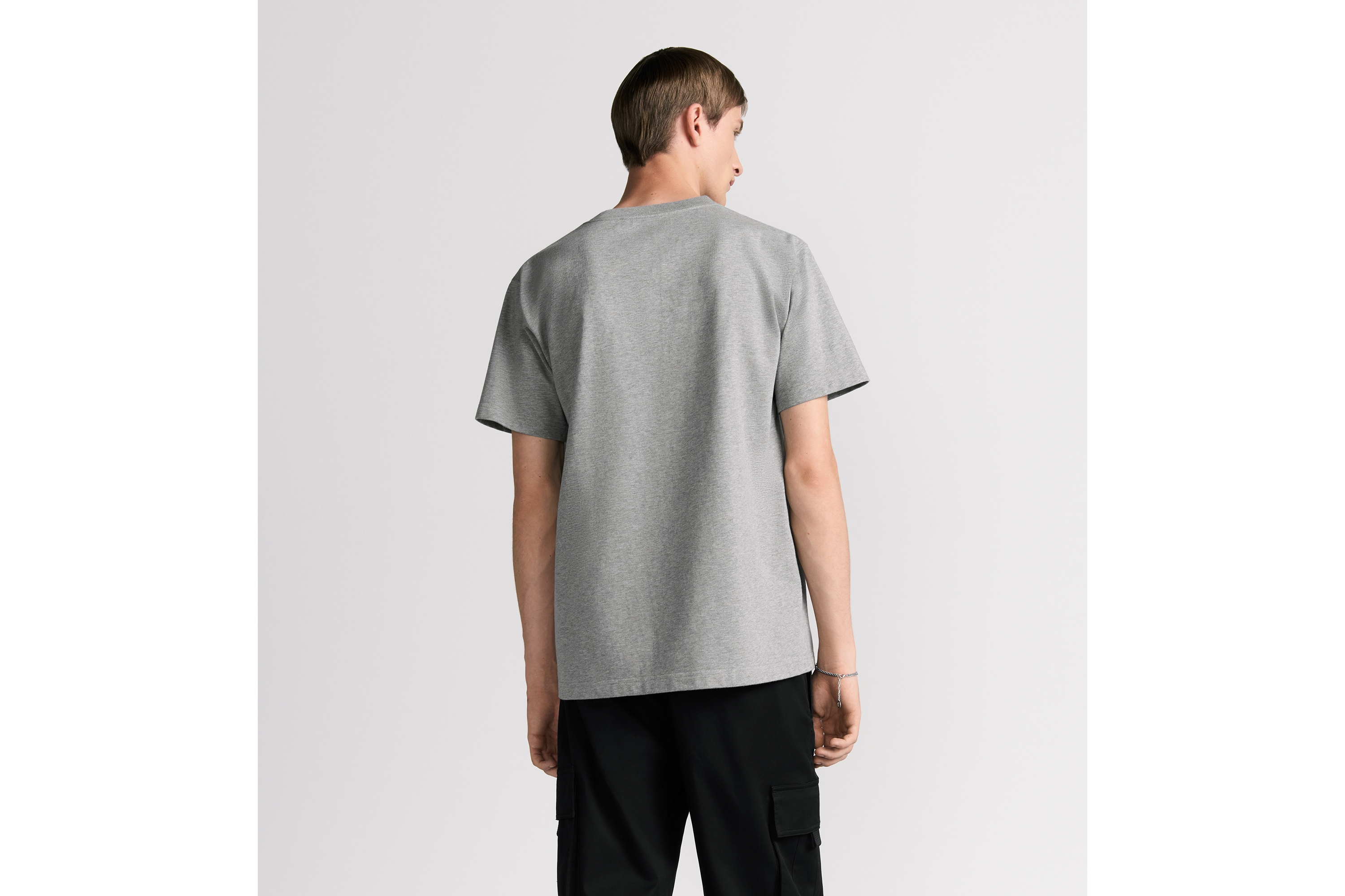 Look T-shirt Christian Dior Couture, coupe relax Jersey de coton gris E09