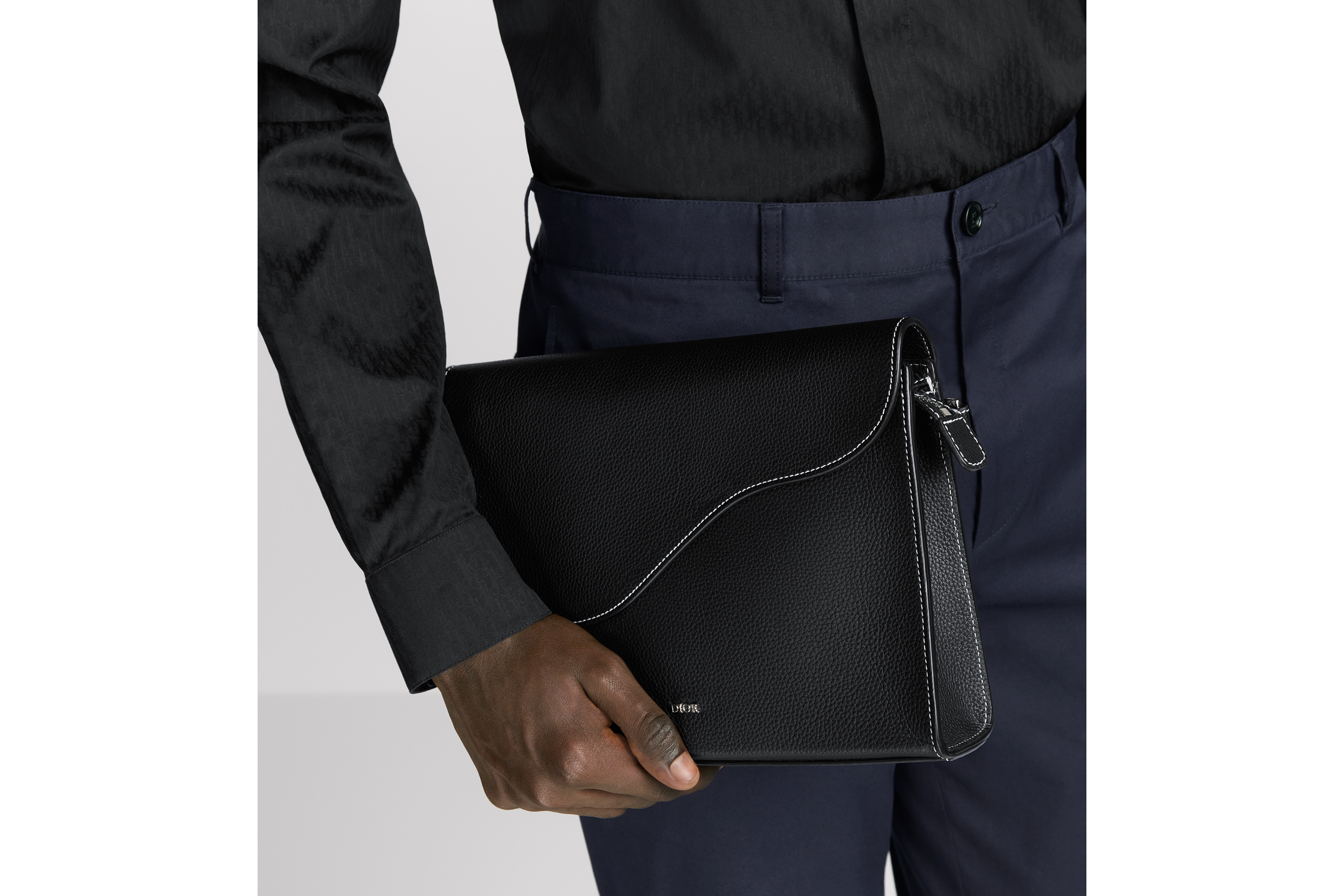 Saddle A5 Triangle Pouch