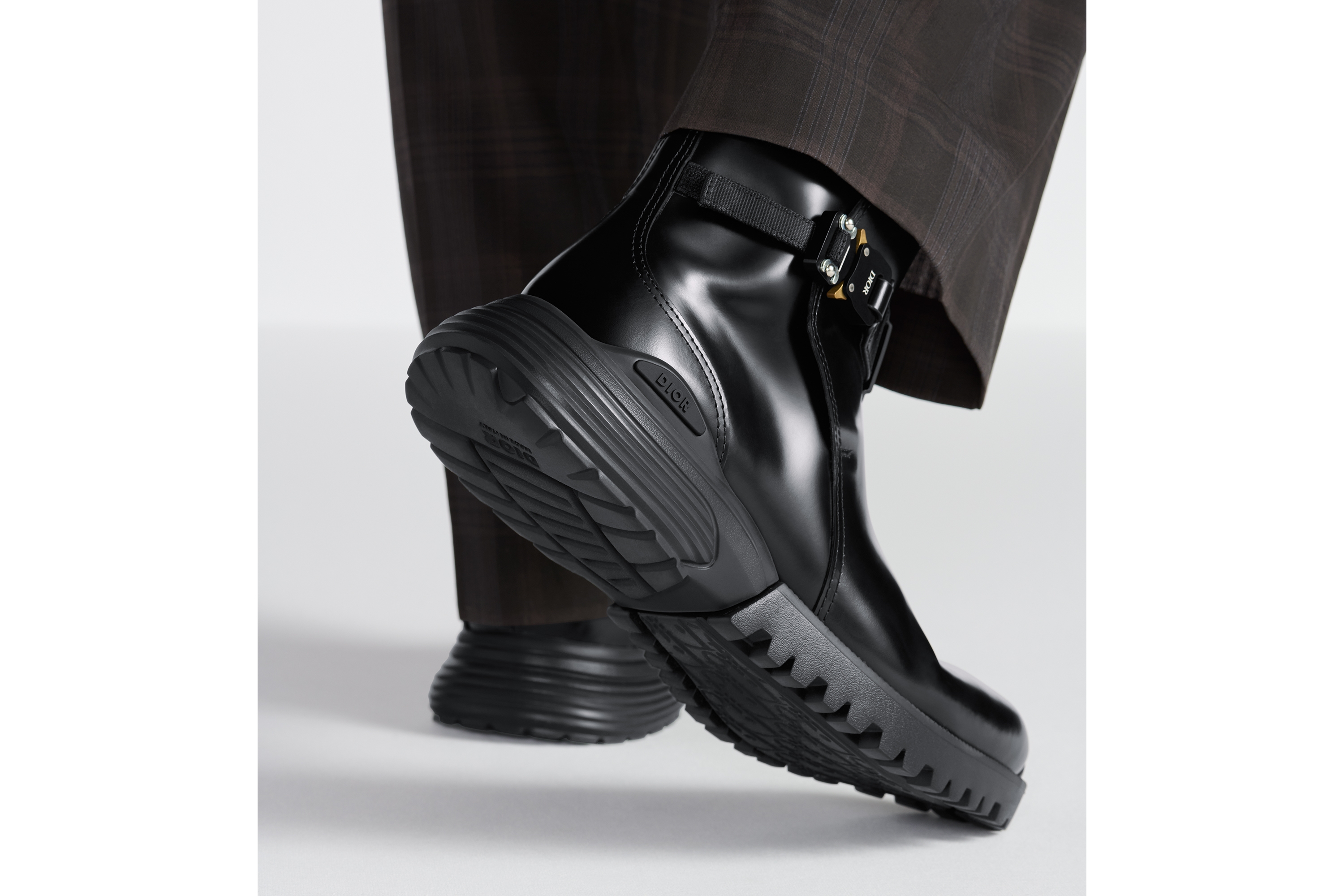 ディオール 中ショッパー300 ディオール 中ショッパー300 DIOR