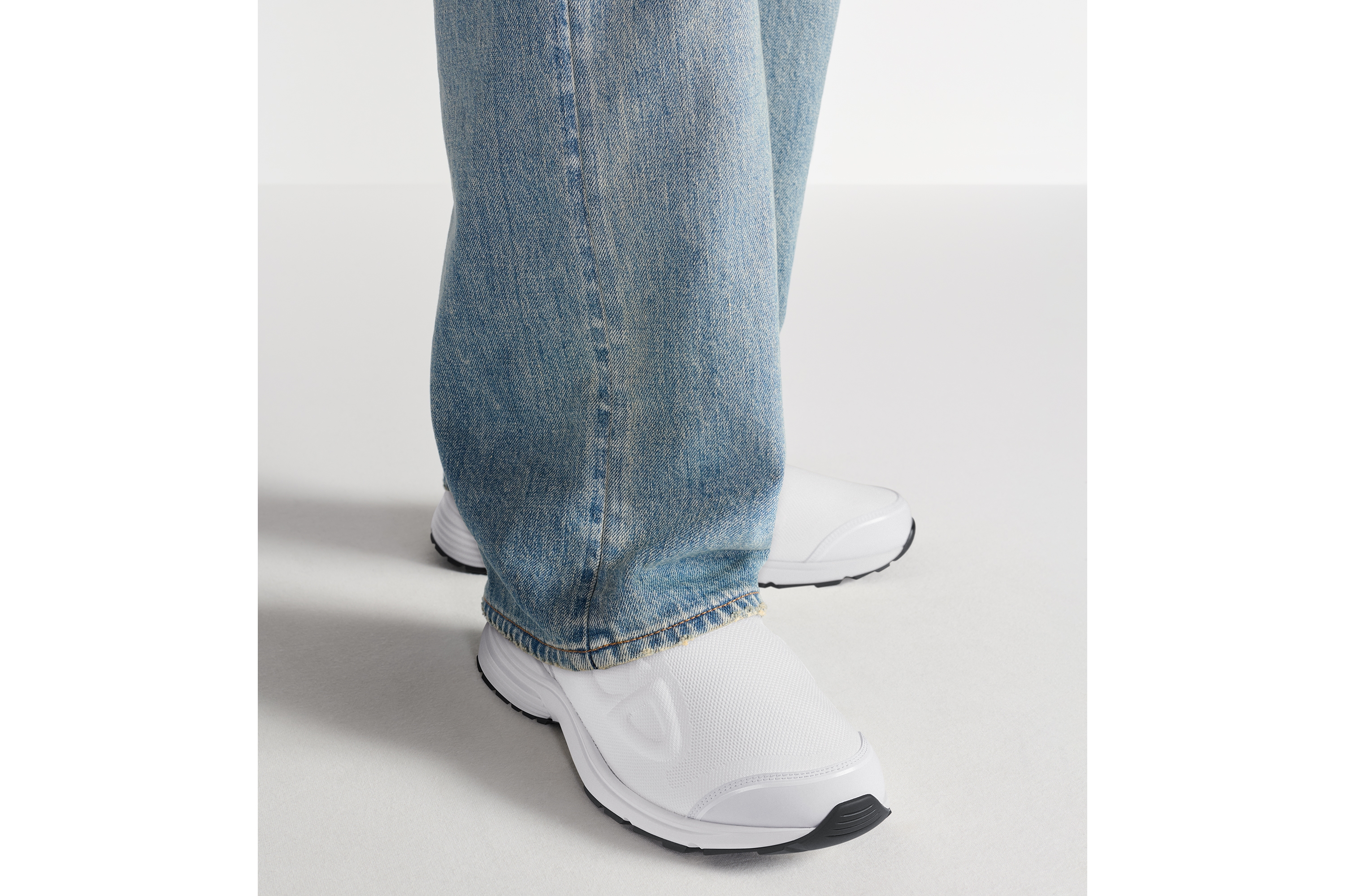 Look B30 Countdown Sneaker White Technical Mesh and White Technical Fabric E23