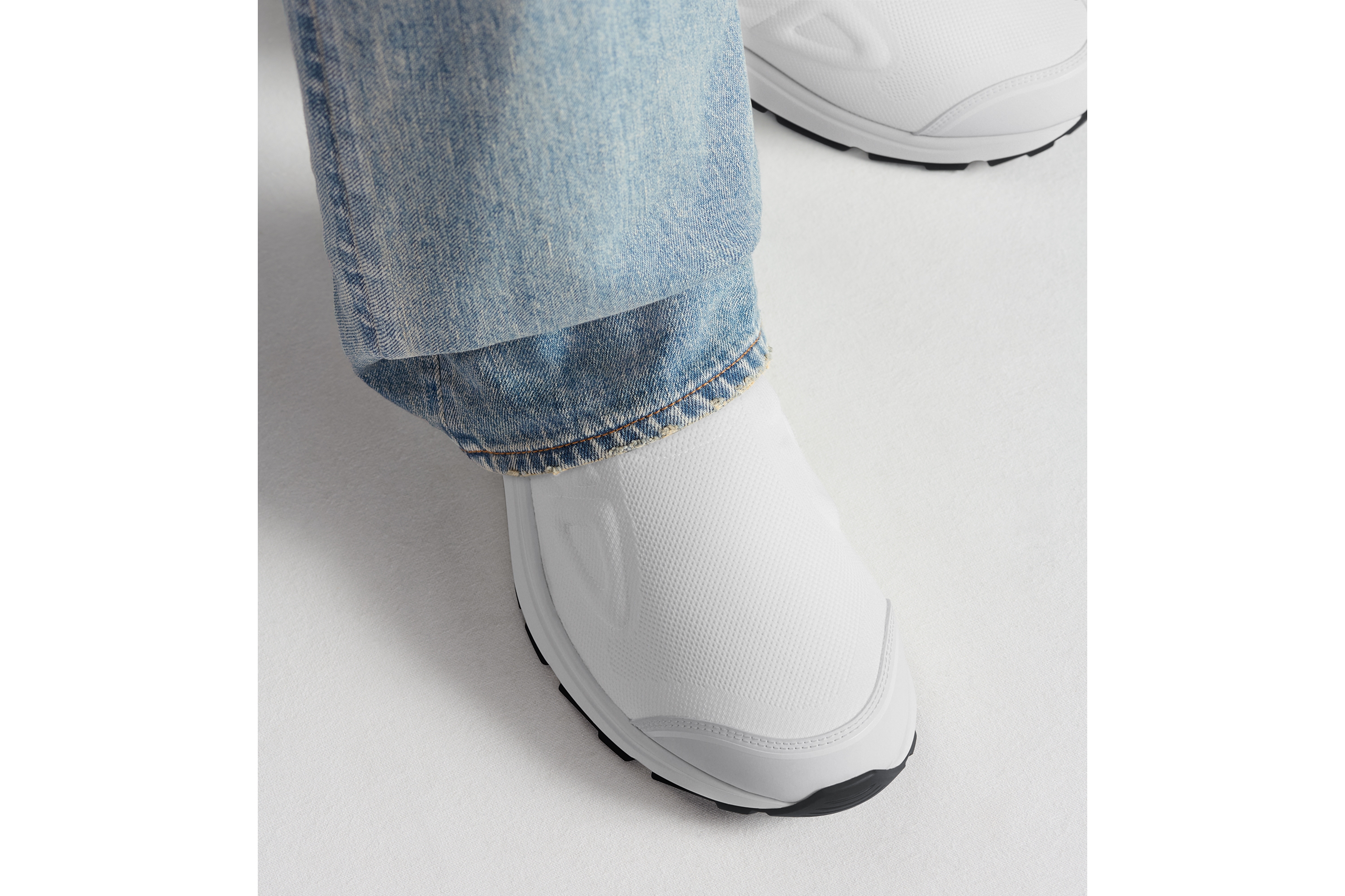 B30 Countdown Sneaker