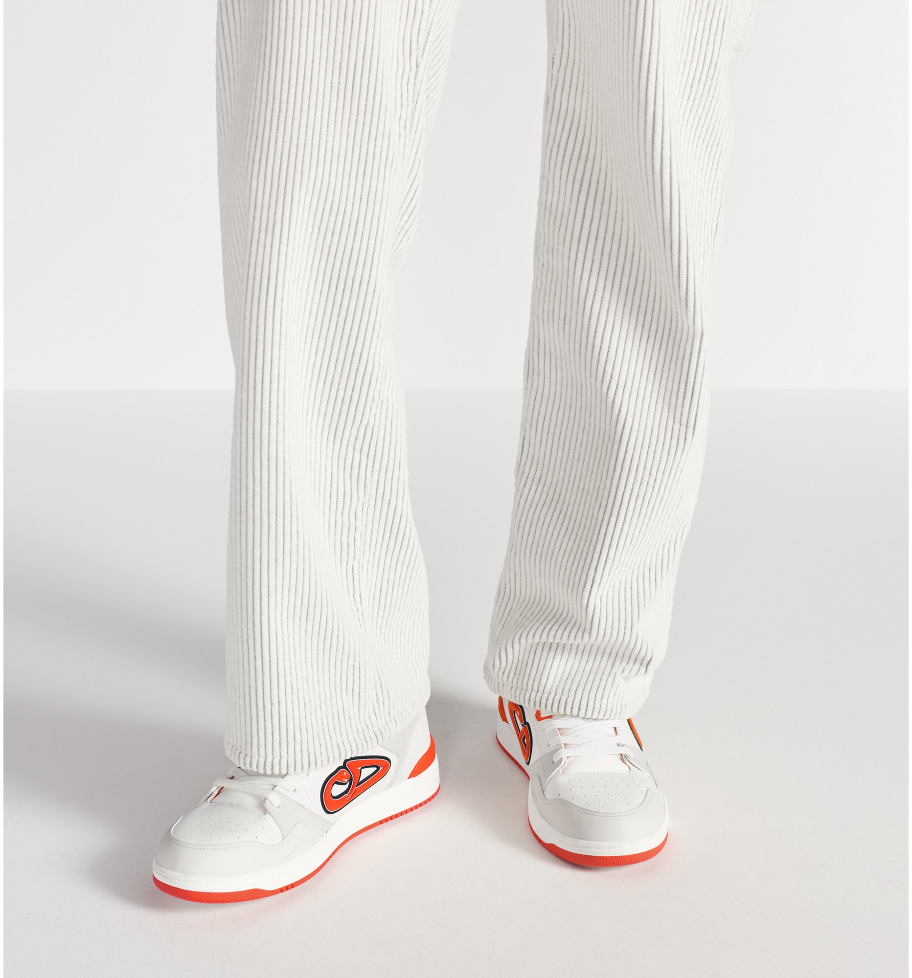 aria_look DIOR AND KAWS B57 Dribble Low-Top Sneaker – LIMITED AND NUMBERED EDITION