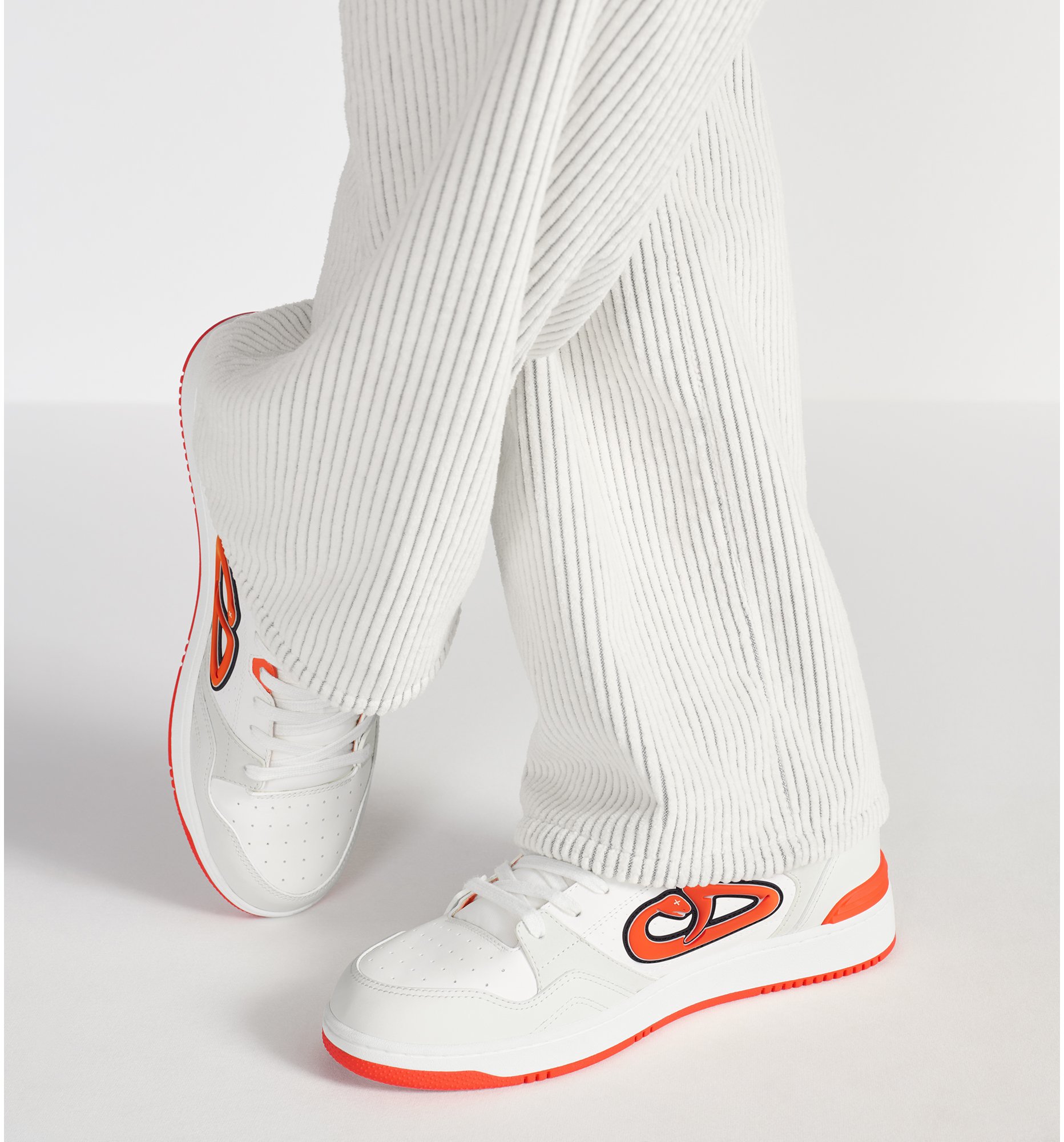 aria_look DIOR AND KAWS B57 Dribble Low-Top Sneaker – LIMITED AND NUMBERED EDITION