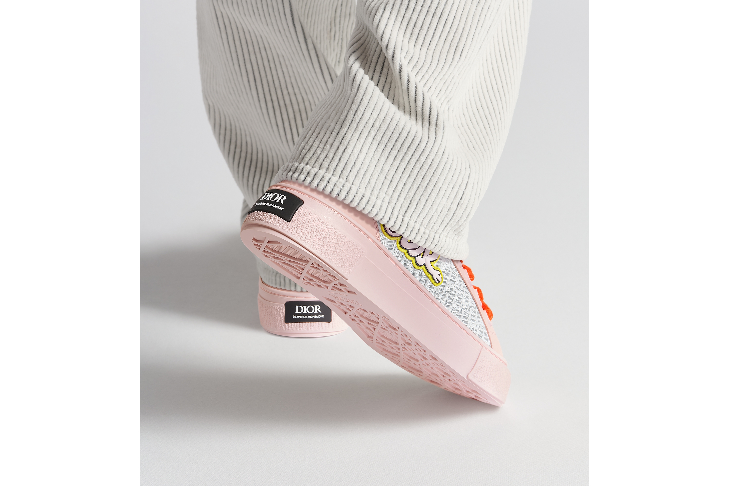 DIOR AND KAWS B33 Spin Sneaker – LIMITED NUMBERED EDITION at