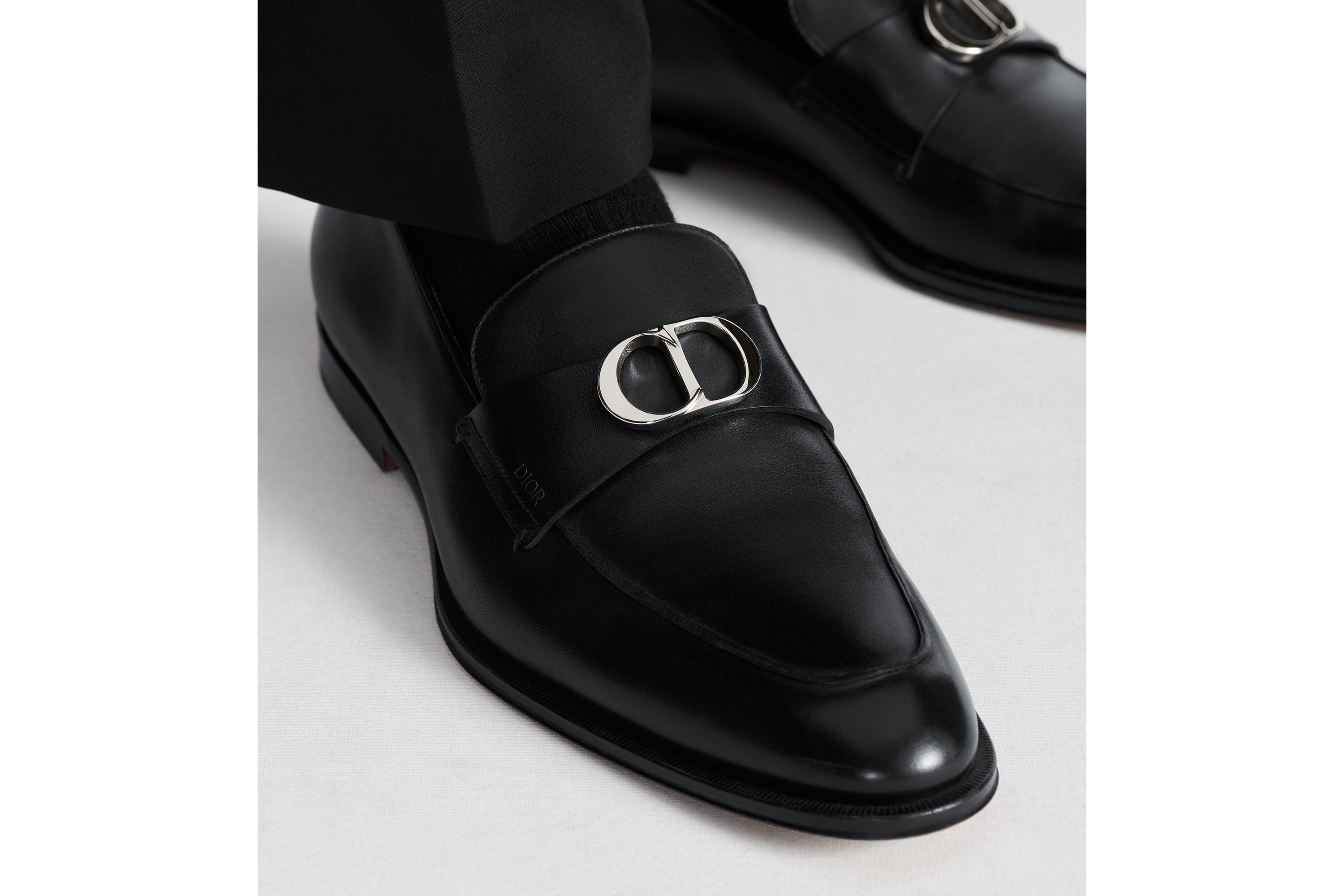 Look Dior Timeless Loafer Black smooth calfskin E25