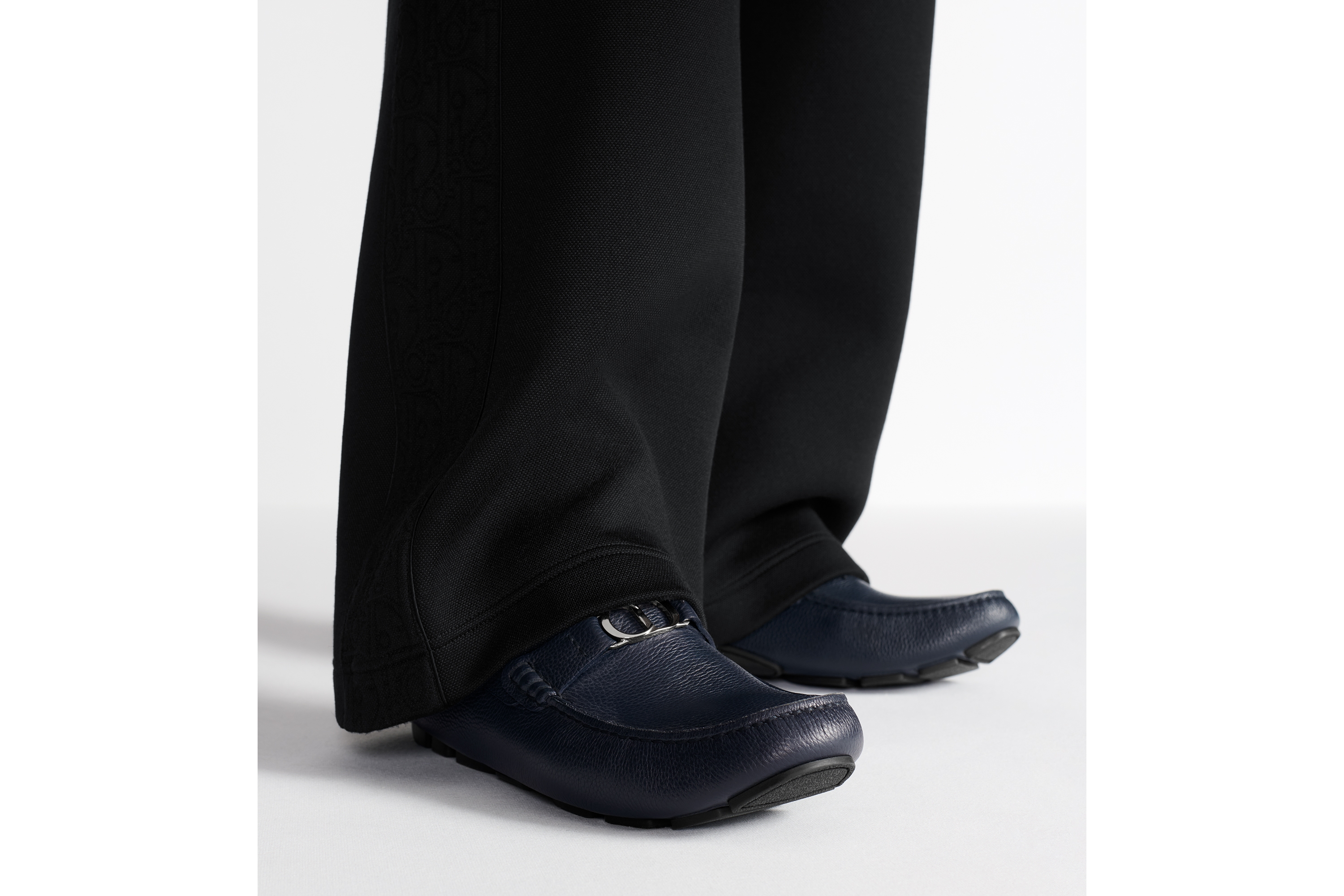 Look Dior Odéon Loafer Navy Blue Grained Calfskin E23