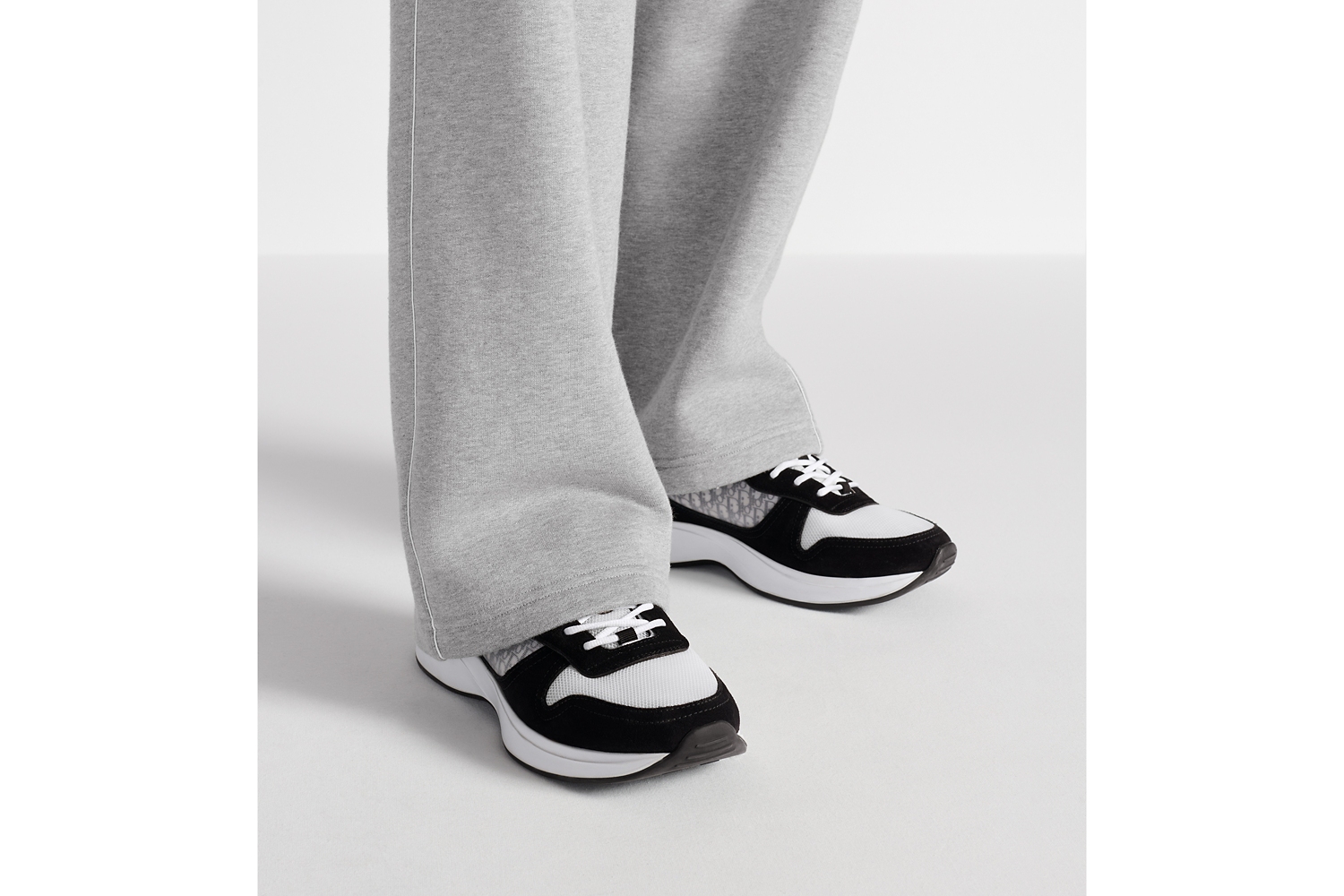 B25 Runner Lifestyle