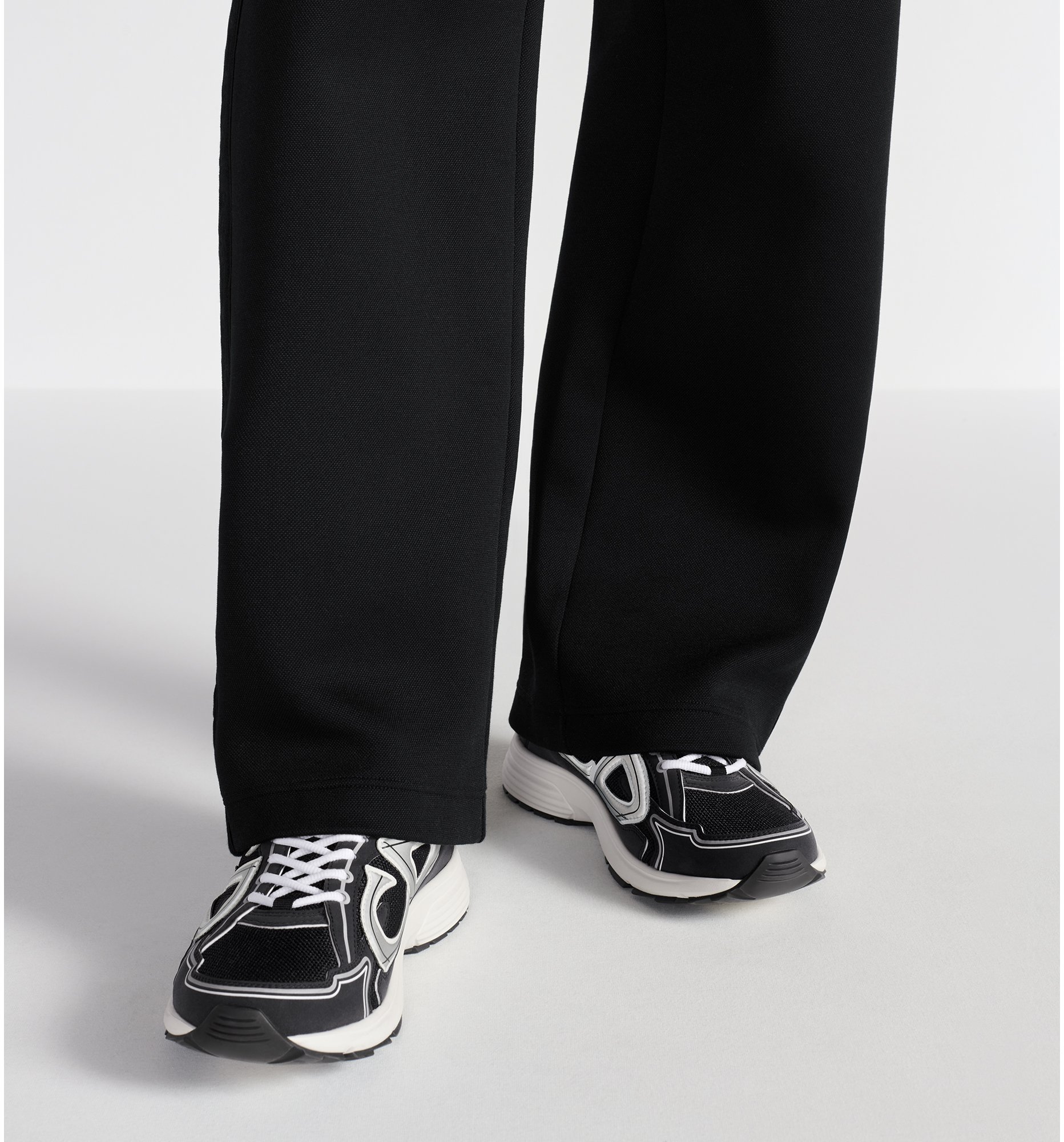 aria_look B30 Countdown Sneaker