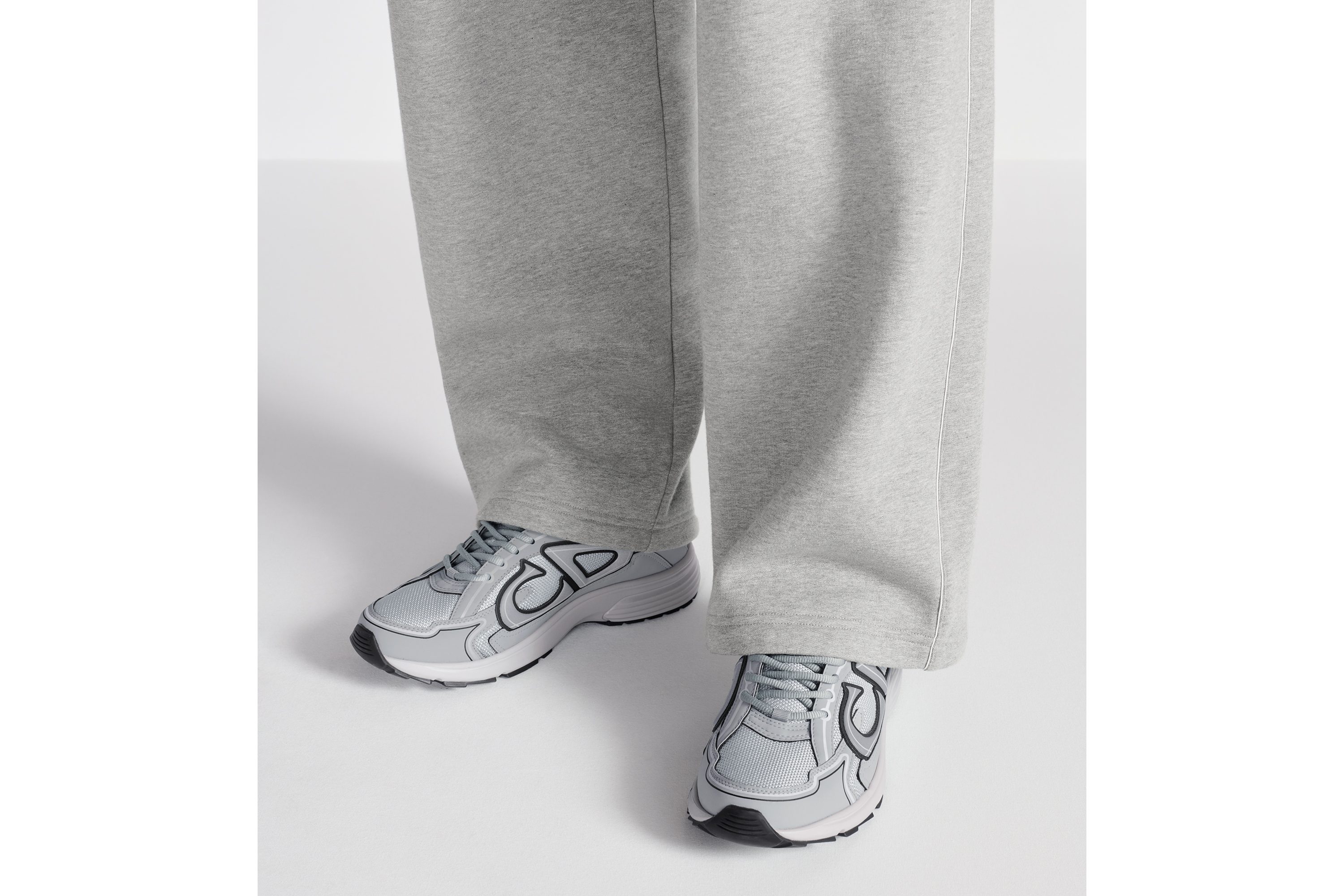 look_image_alt_prefix Sneaker B30 Countdown Tela técnica cinza-Dior e tecido técnico cinza-Dior E23