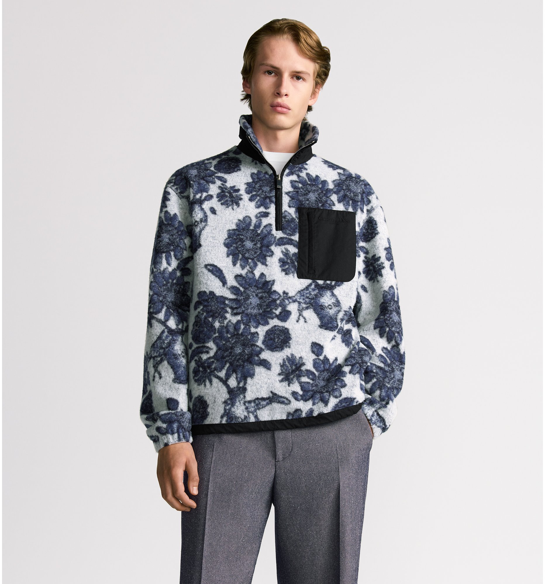 aria_look DIOR AND HYLTON NEL Sweatshirt Front view