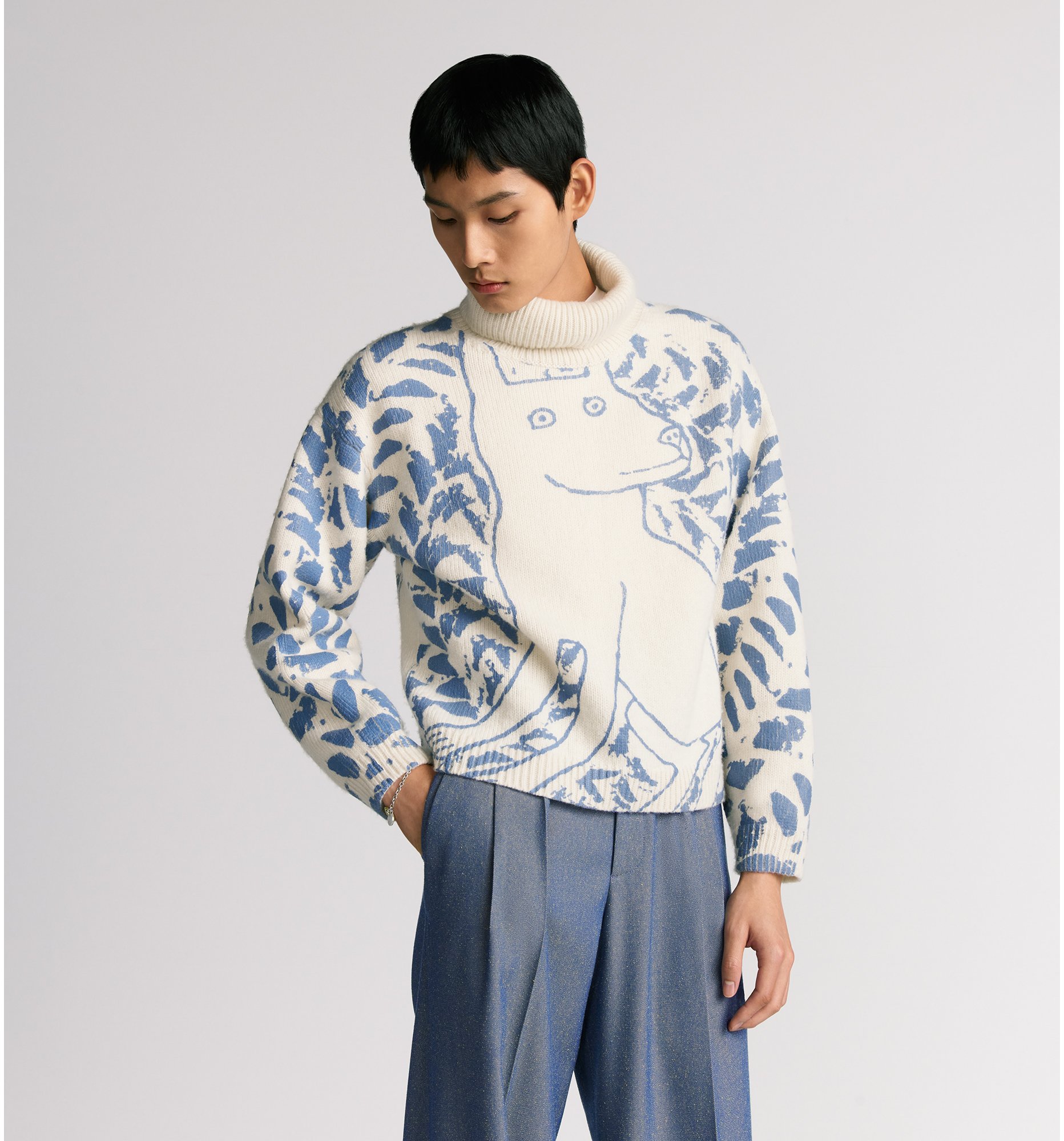aria_look DIOR AND HYLTON NEL Turtleneck Sweater Unfolded view