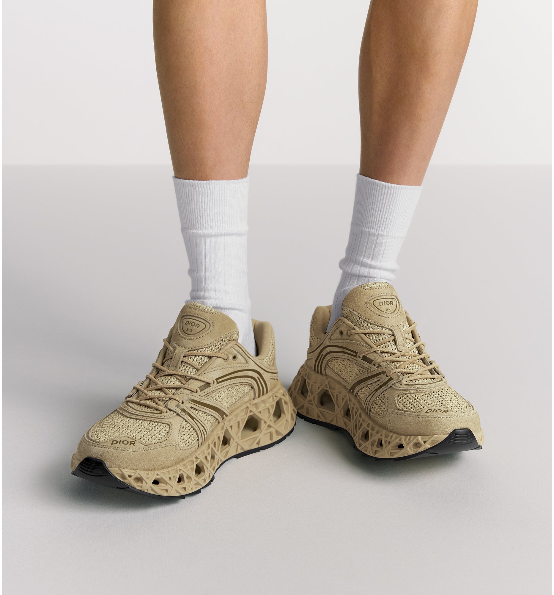 aria_look B35 NXXT Sneaker – LIMITED AND NUMBERED EDITION