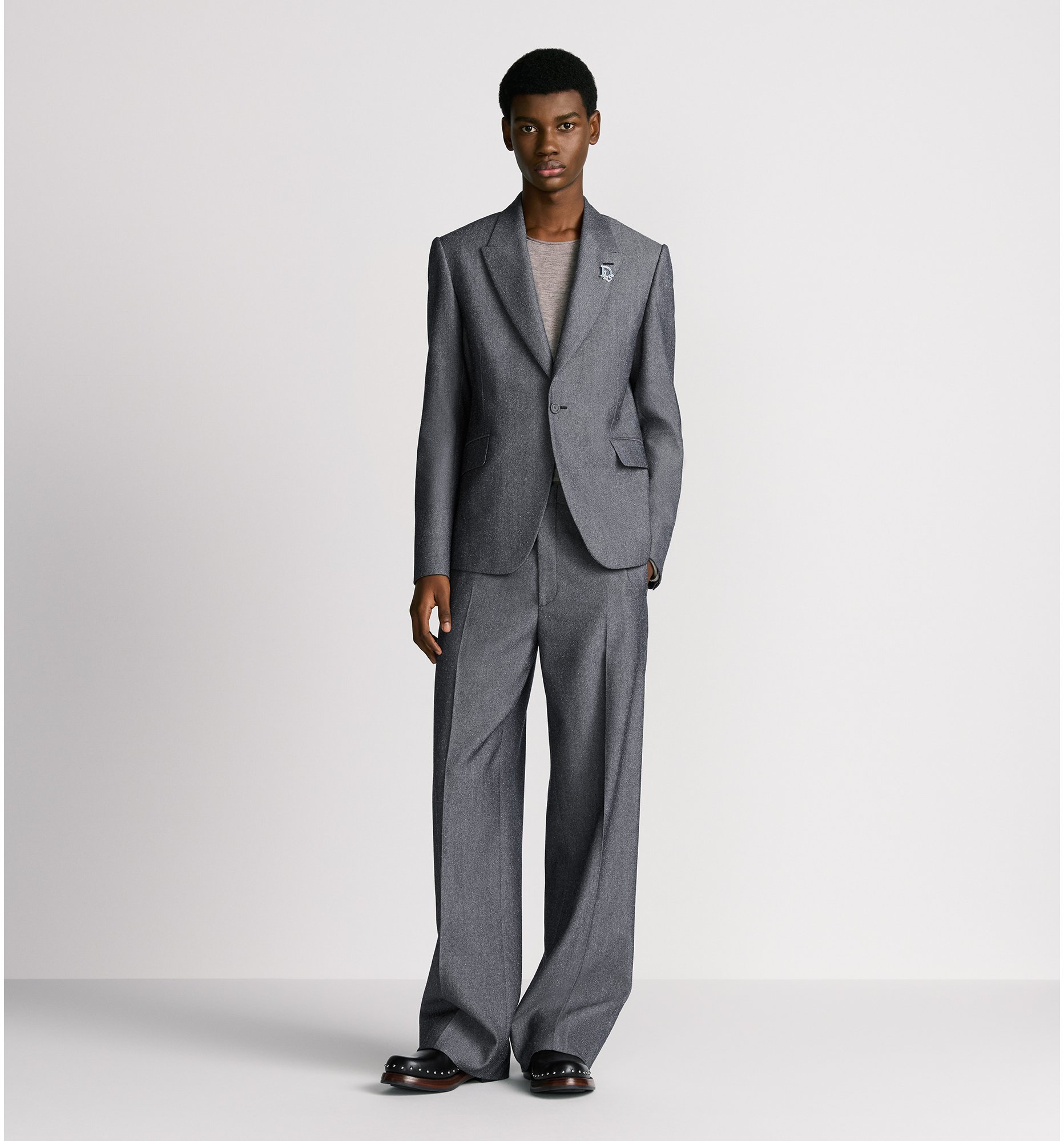 aria_look Jacket with Rounded Closure Profile view