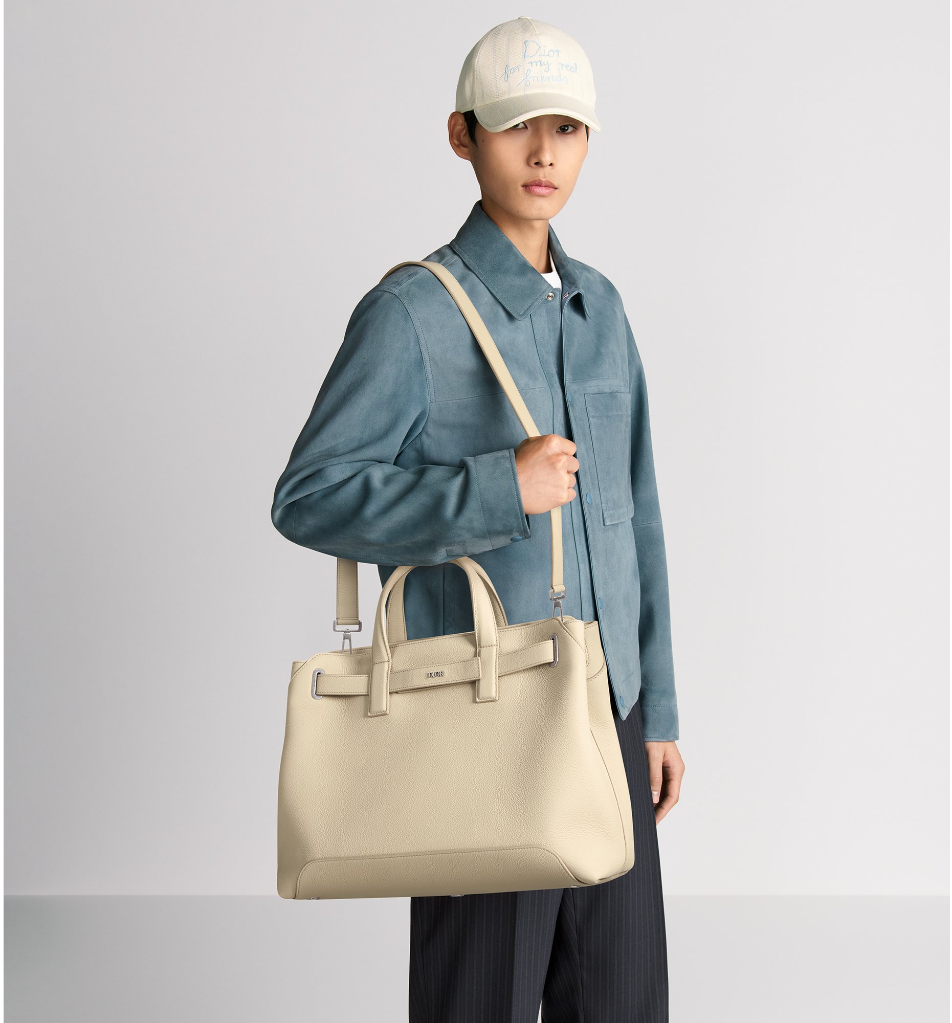 aria_look Dior Normandie Tote Bag