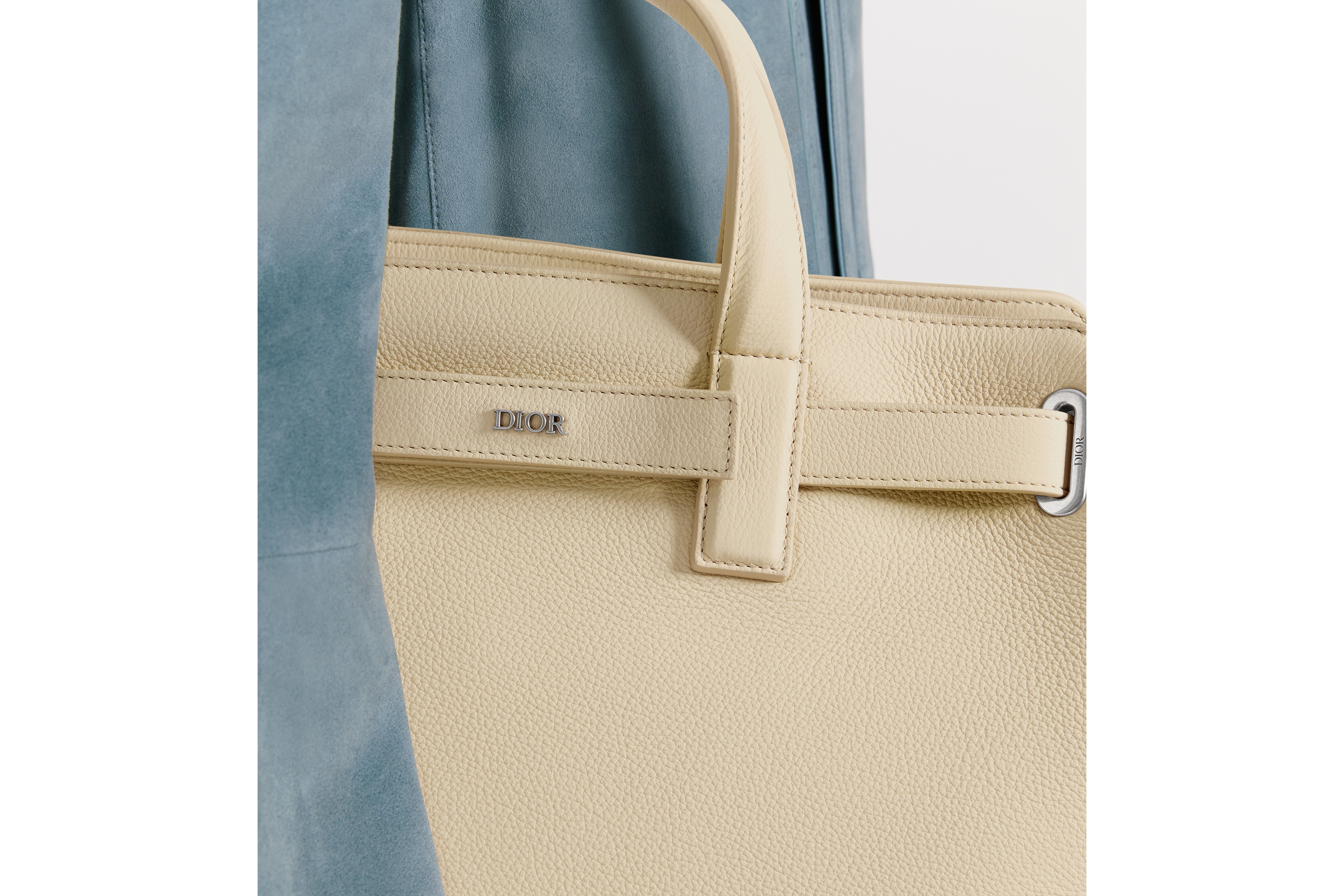 Look Cabas Dior Normandie Medium Cuir de veau Dior Icons beige E21