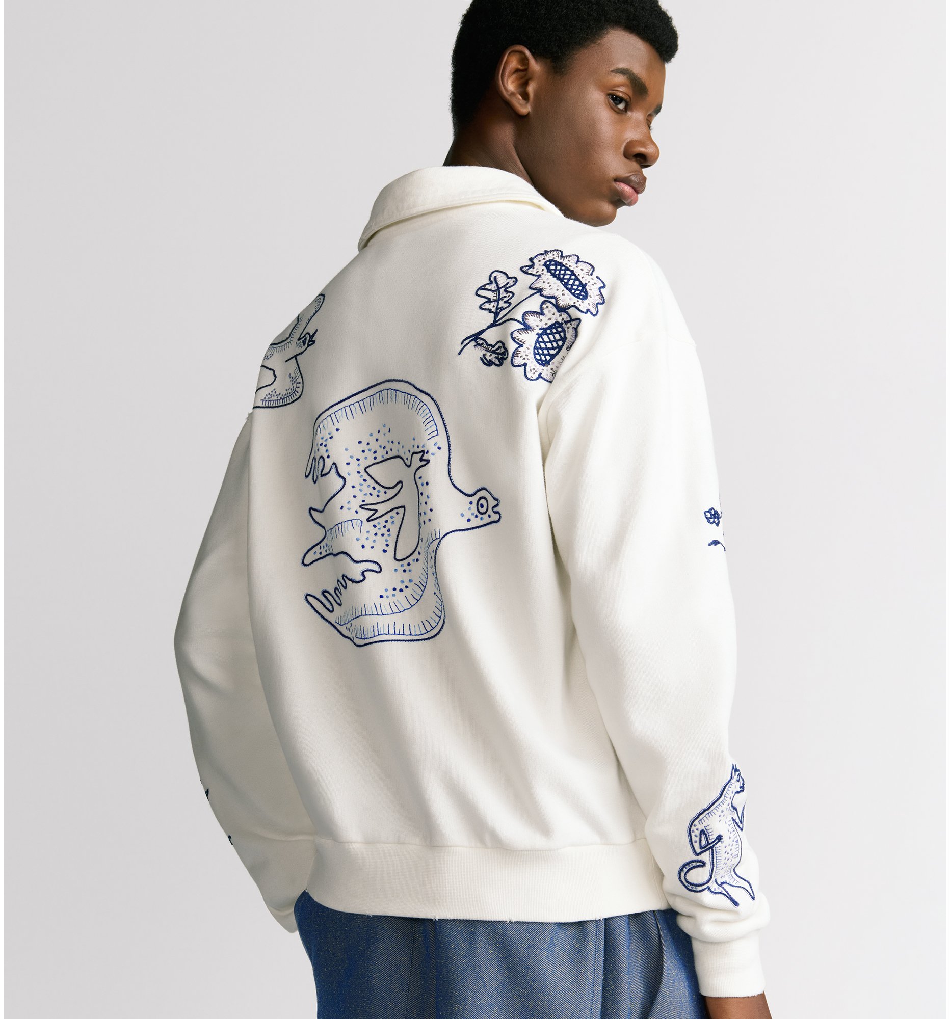 aria_look Sweatshirt with Zipped Collar Detailed view